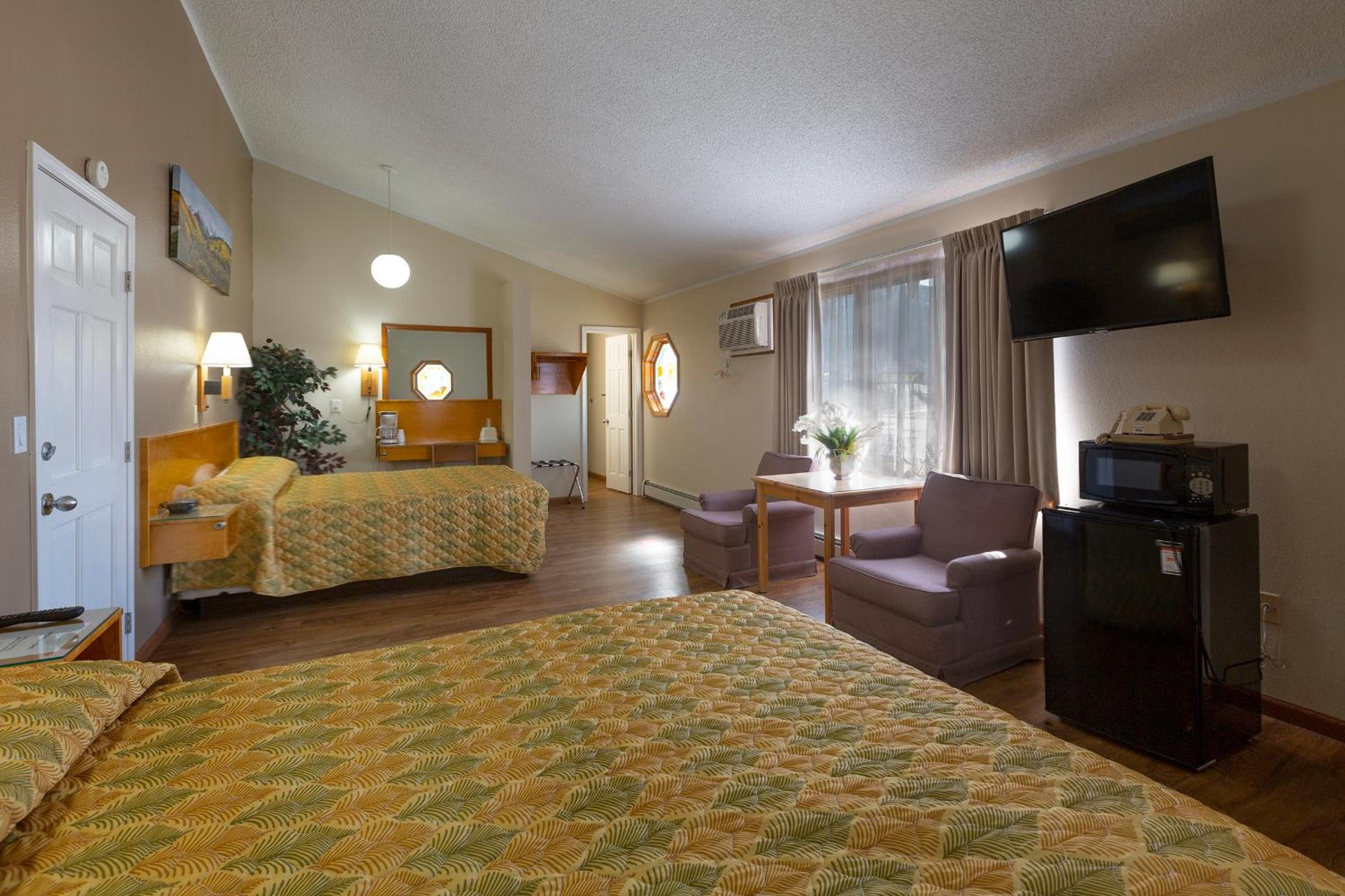 Glenwood Springs Vacations - Starlight Lodge - Property Image 6