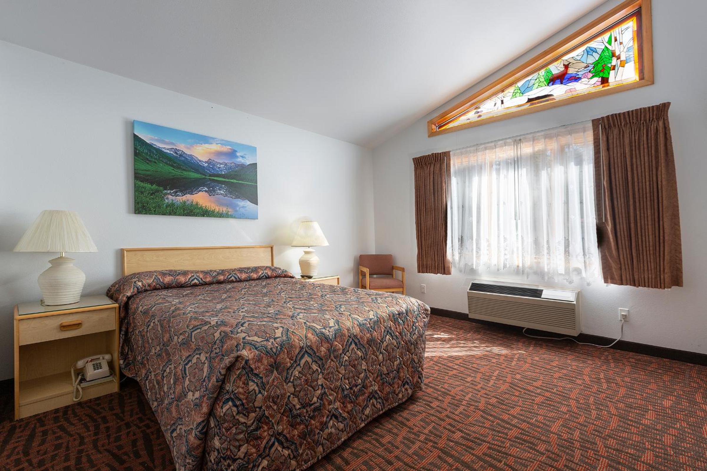 Glenwood Springs Vacations - Starlight Lodge - Property Image 2