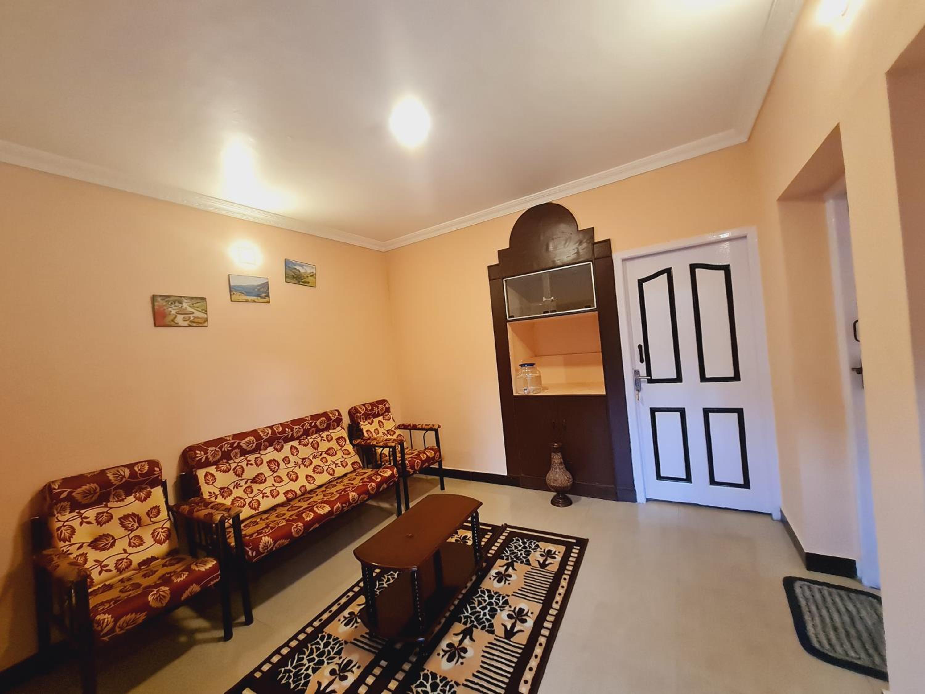 IMPERIAL COTTAGE, HILL BUNK OOTY view 2