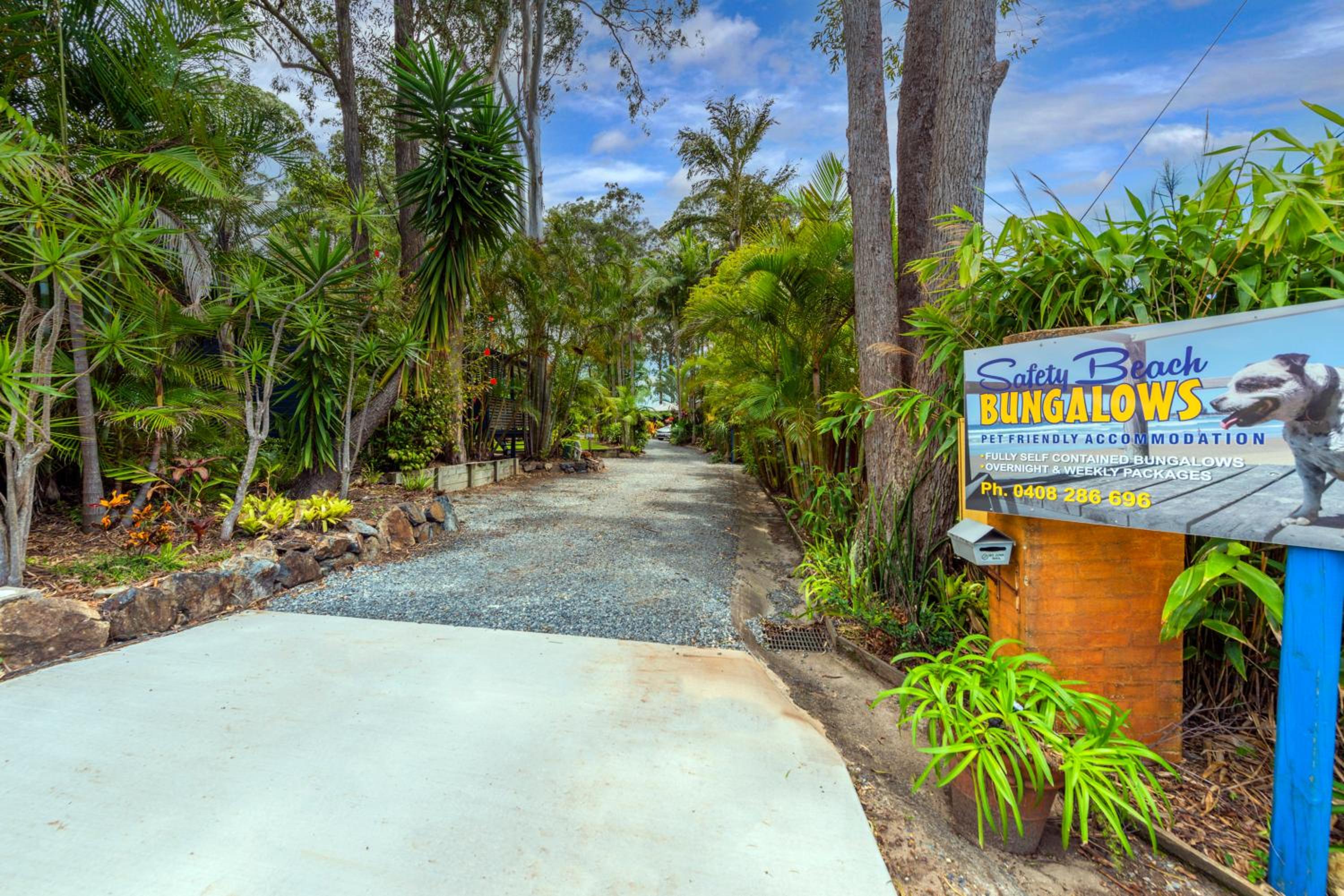 Safety Beach Bungalows