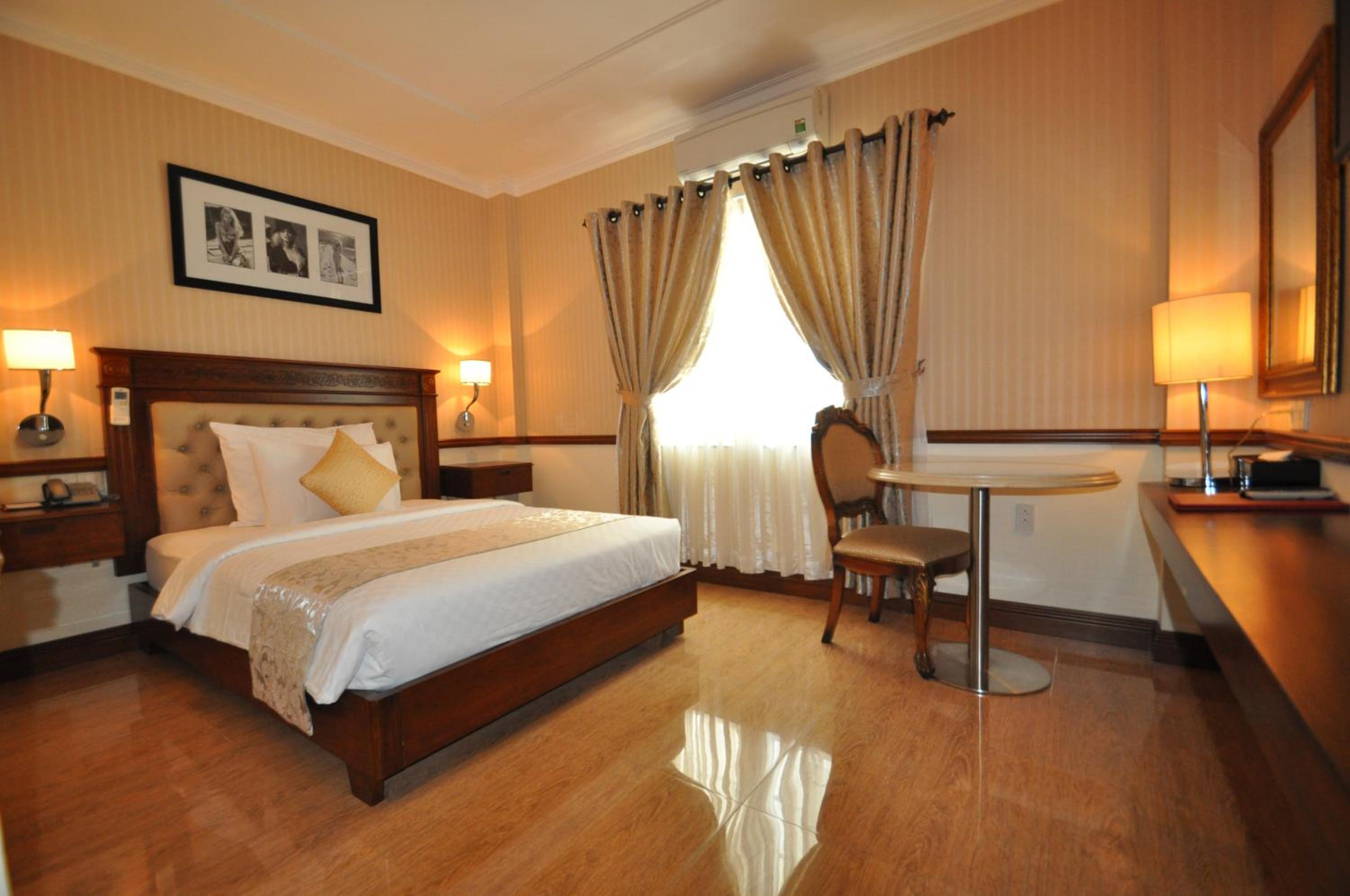 Central Hotel & Residences Swimming Pool
