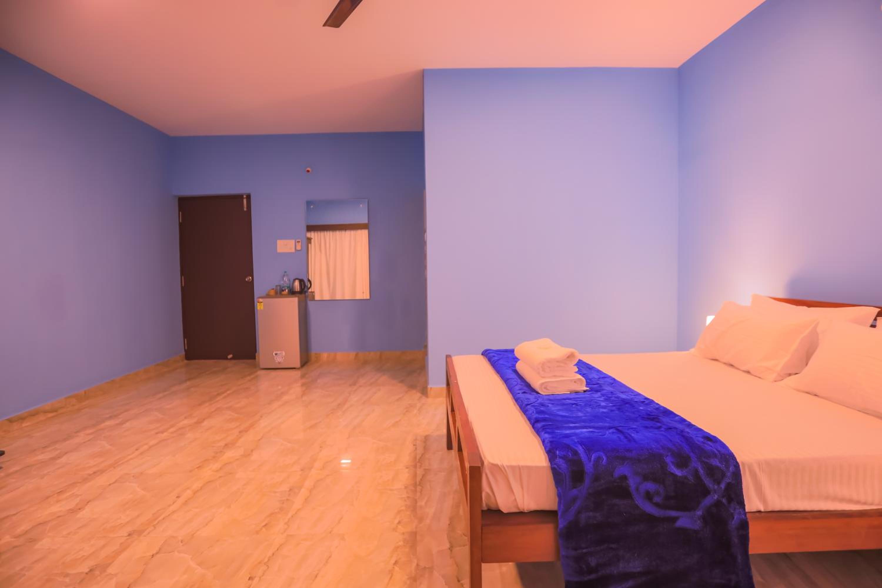PINNACLE MIST , CALANGUTE BEACH ROAD view 2