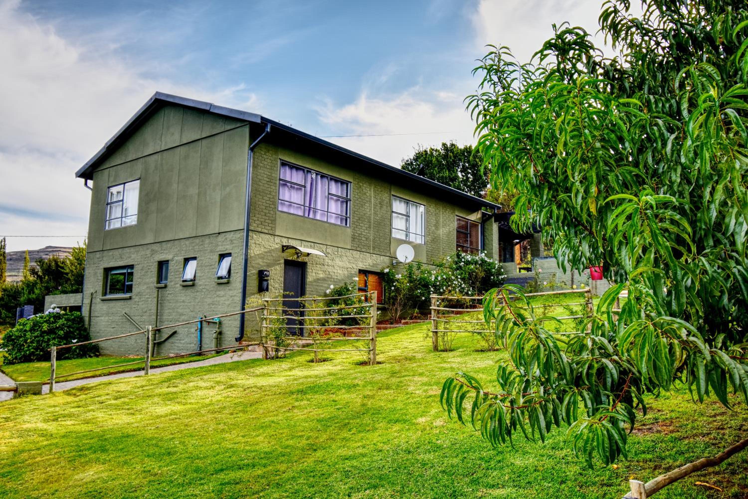 Golden View Luxury Self Catering