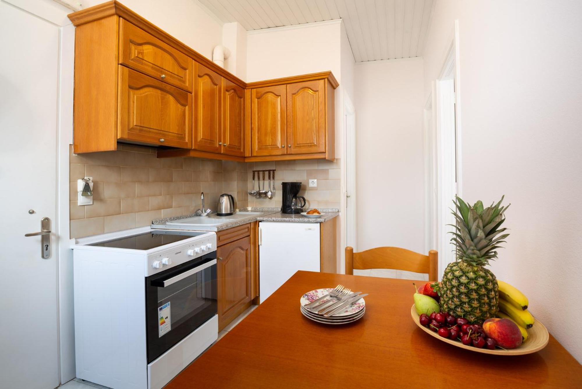 Dandidis Seaside Pension view 3