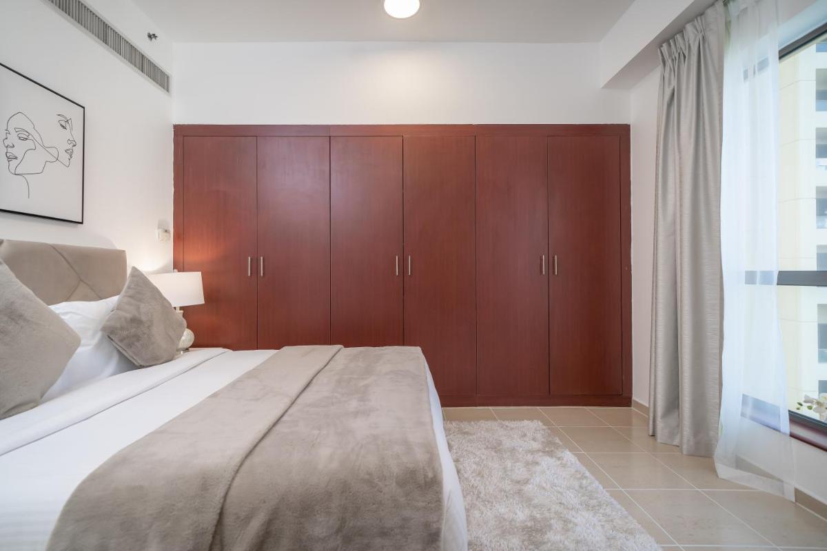 HiGuests - Spacious Apt for 6 in JBR, minutes from the Beach