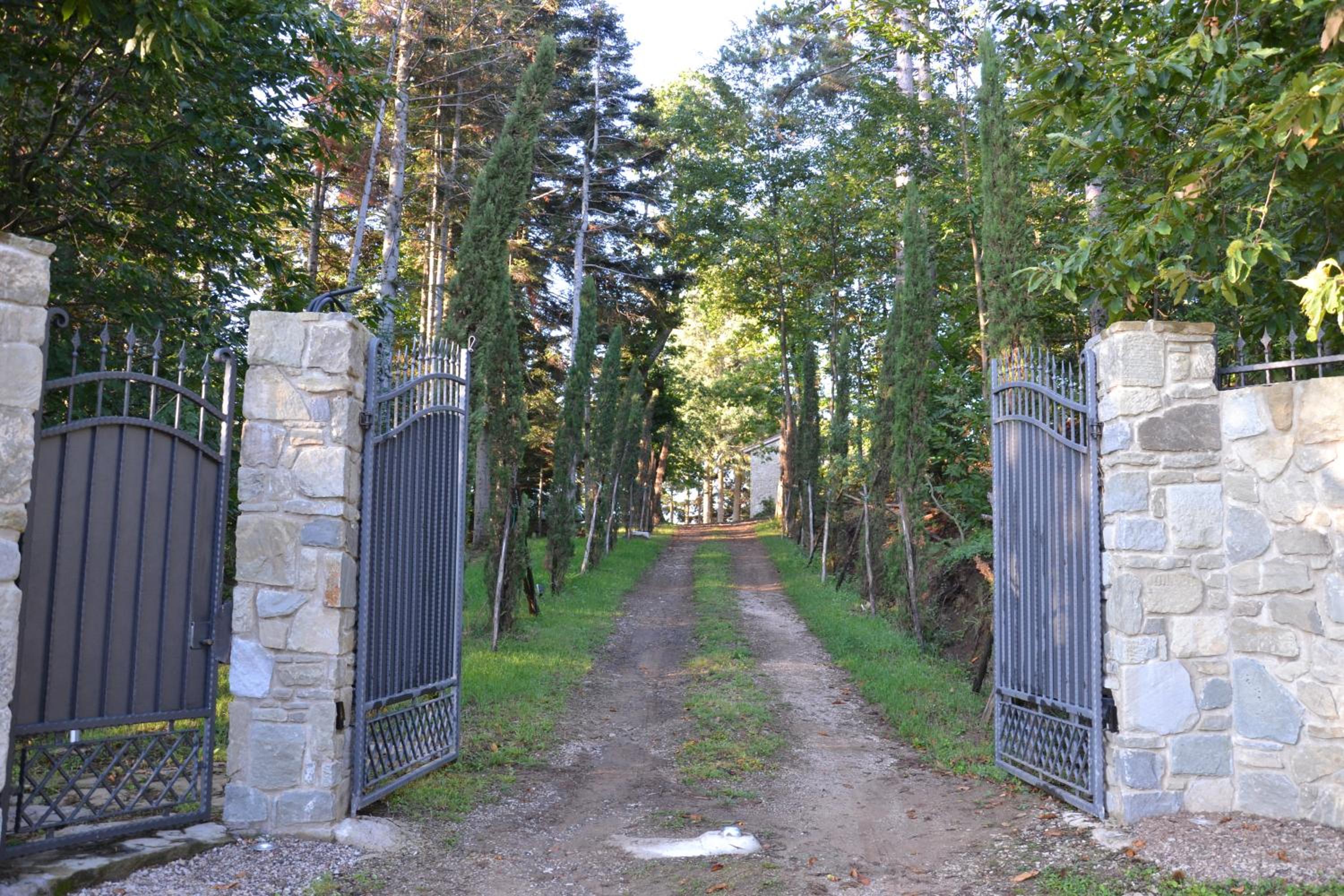 BELLA TUSCANY - Residence view 5