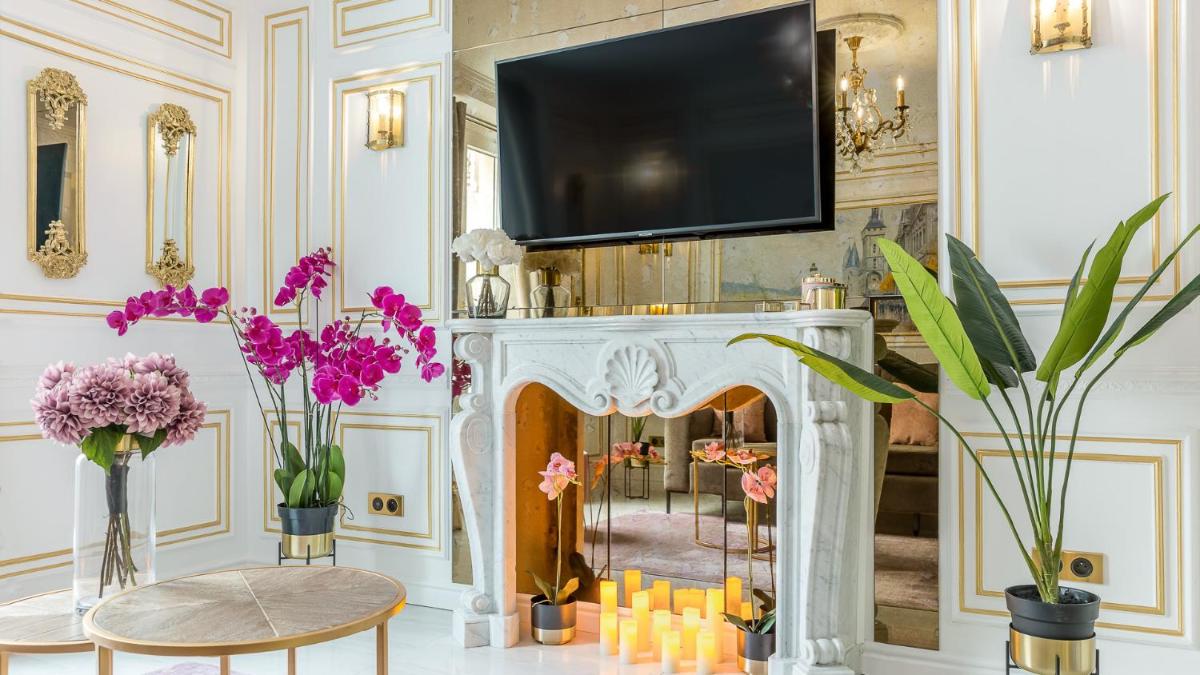 Luxury 2 bedroom Apartment - Eiffel Tower