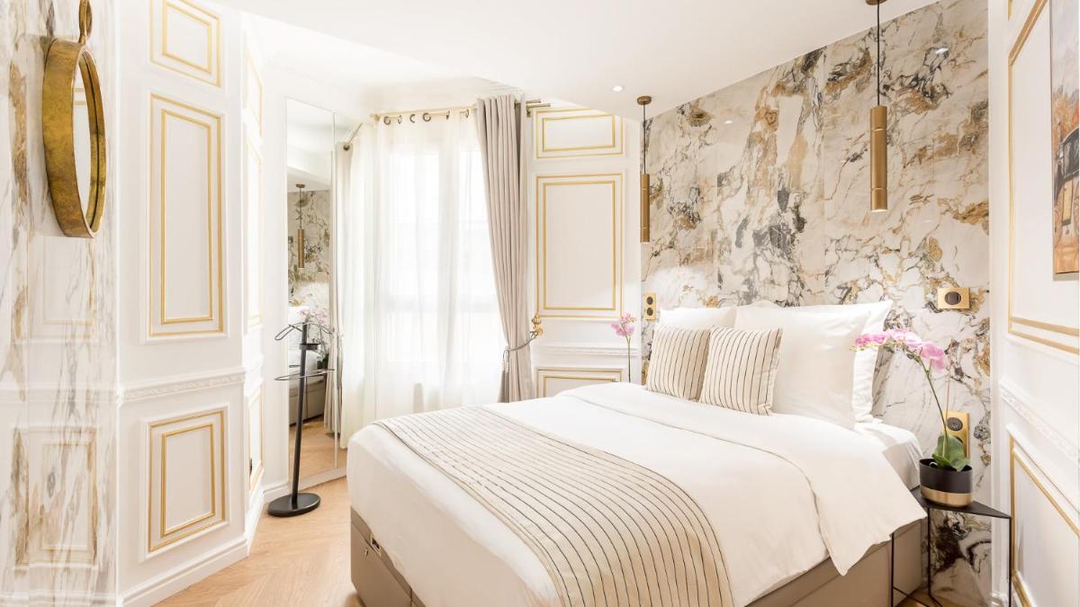 Luxury 2 bedroom Apartment - Eiffel Tower