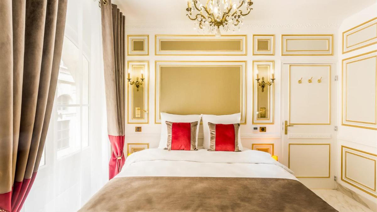 Luxury 6 Bedroom 5 bathroom Palace Apartment - Louvre View