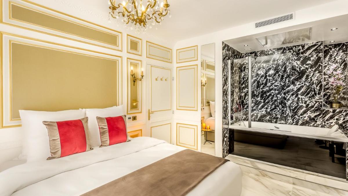 Luxury 6 Bedroom 5 bathroom Palace Apartment - Louvre View