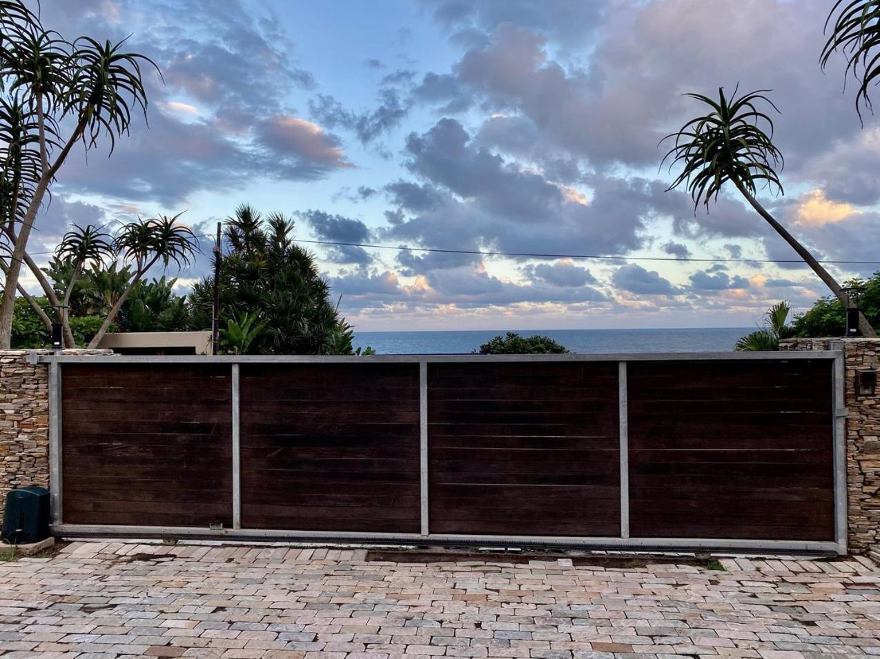 Dolphin Coast YOLO Spaces - Ballito Beach House Villa view 5