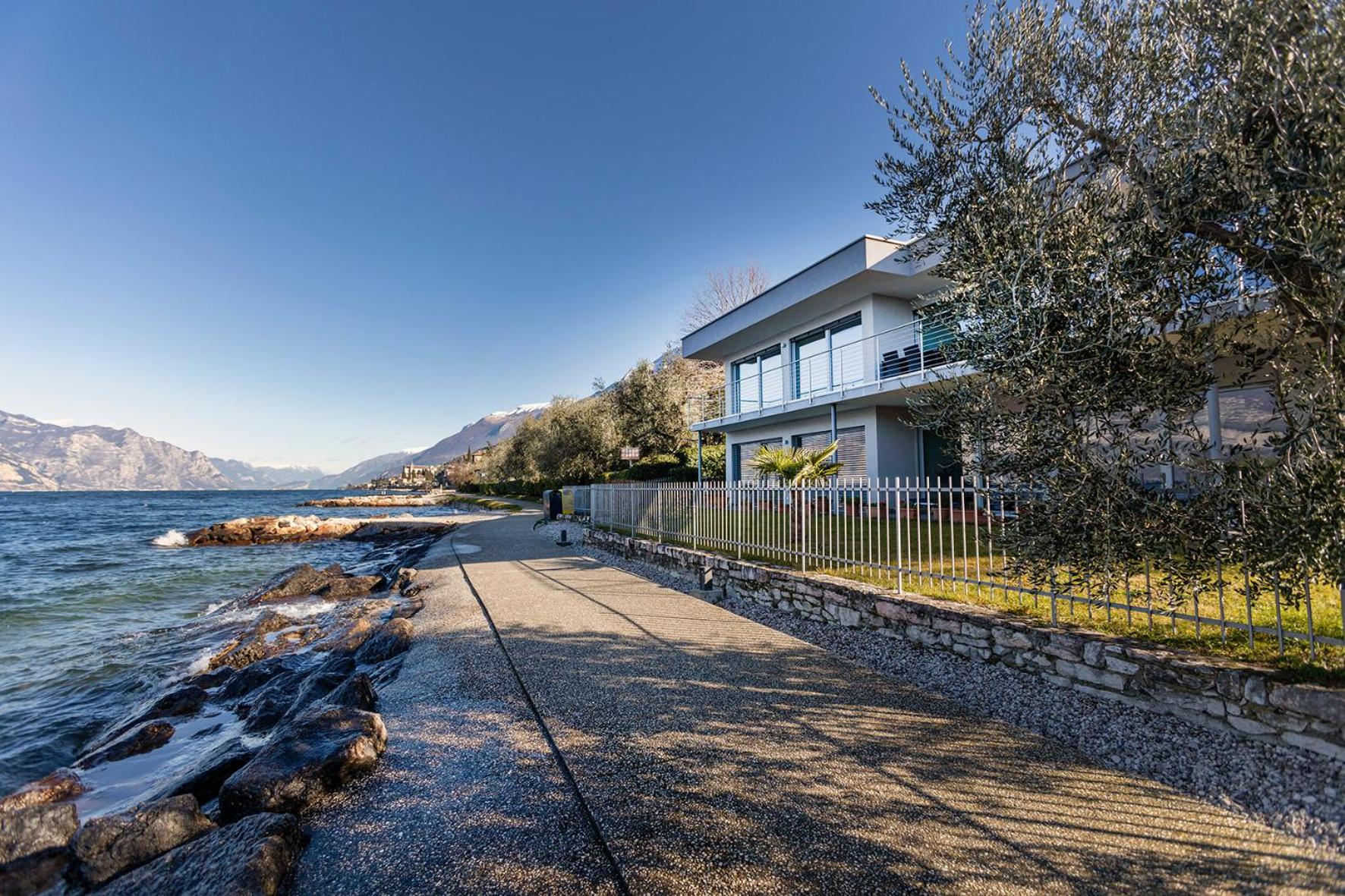 Villa Luthien view 3