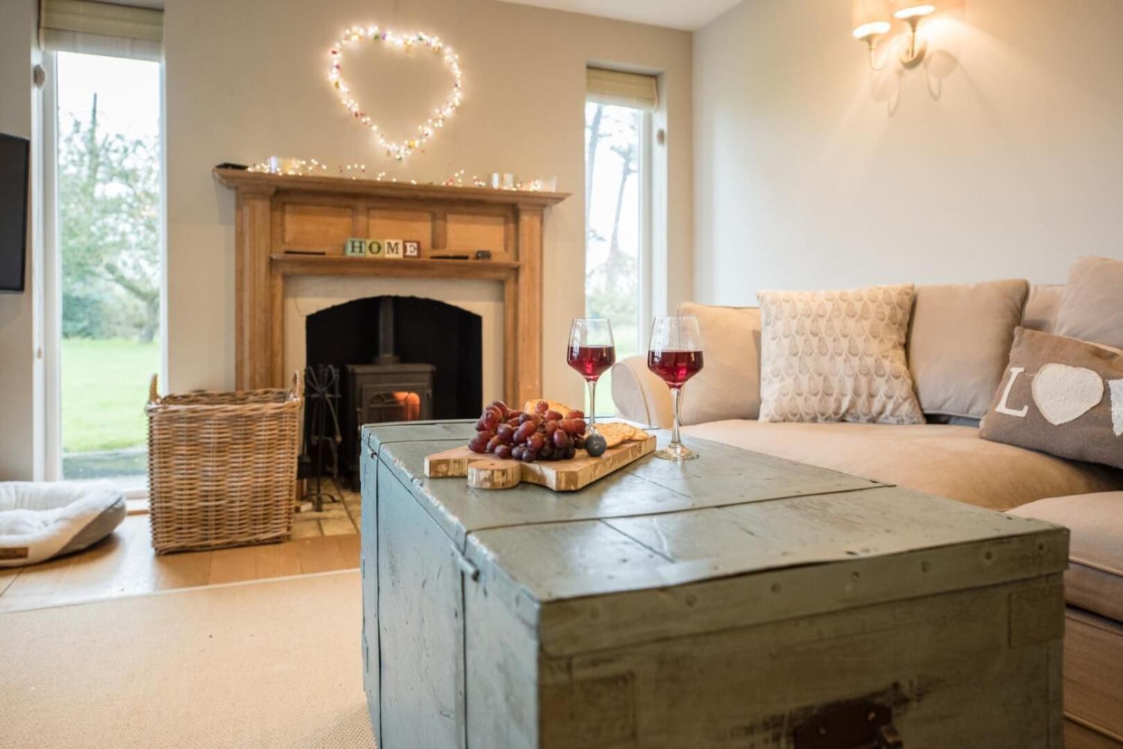 46 Ivy Cottage, Easton view 2