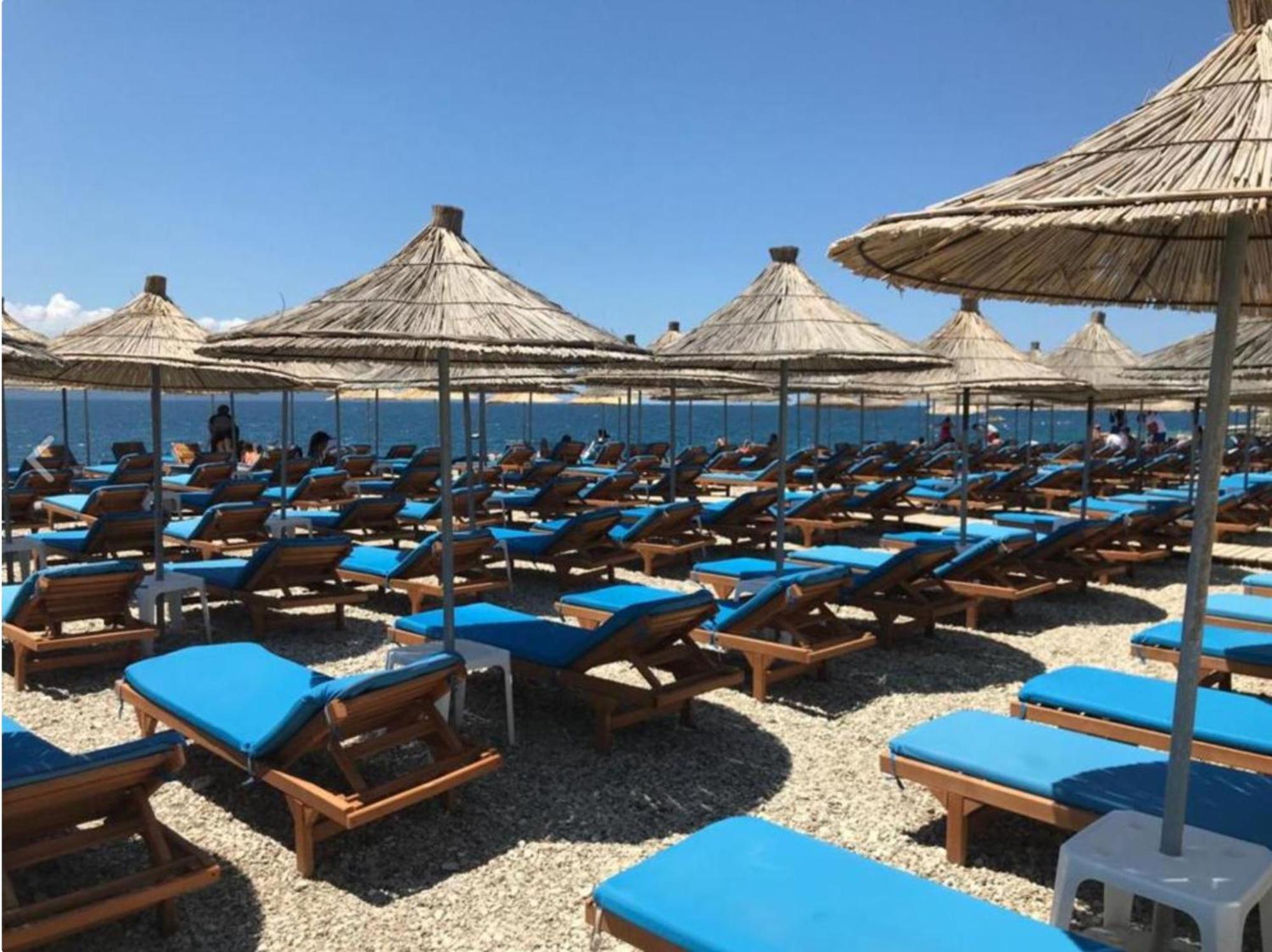 Aria Seaview Apartments