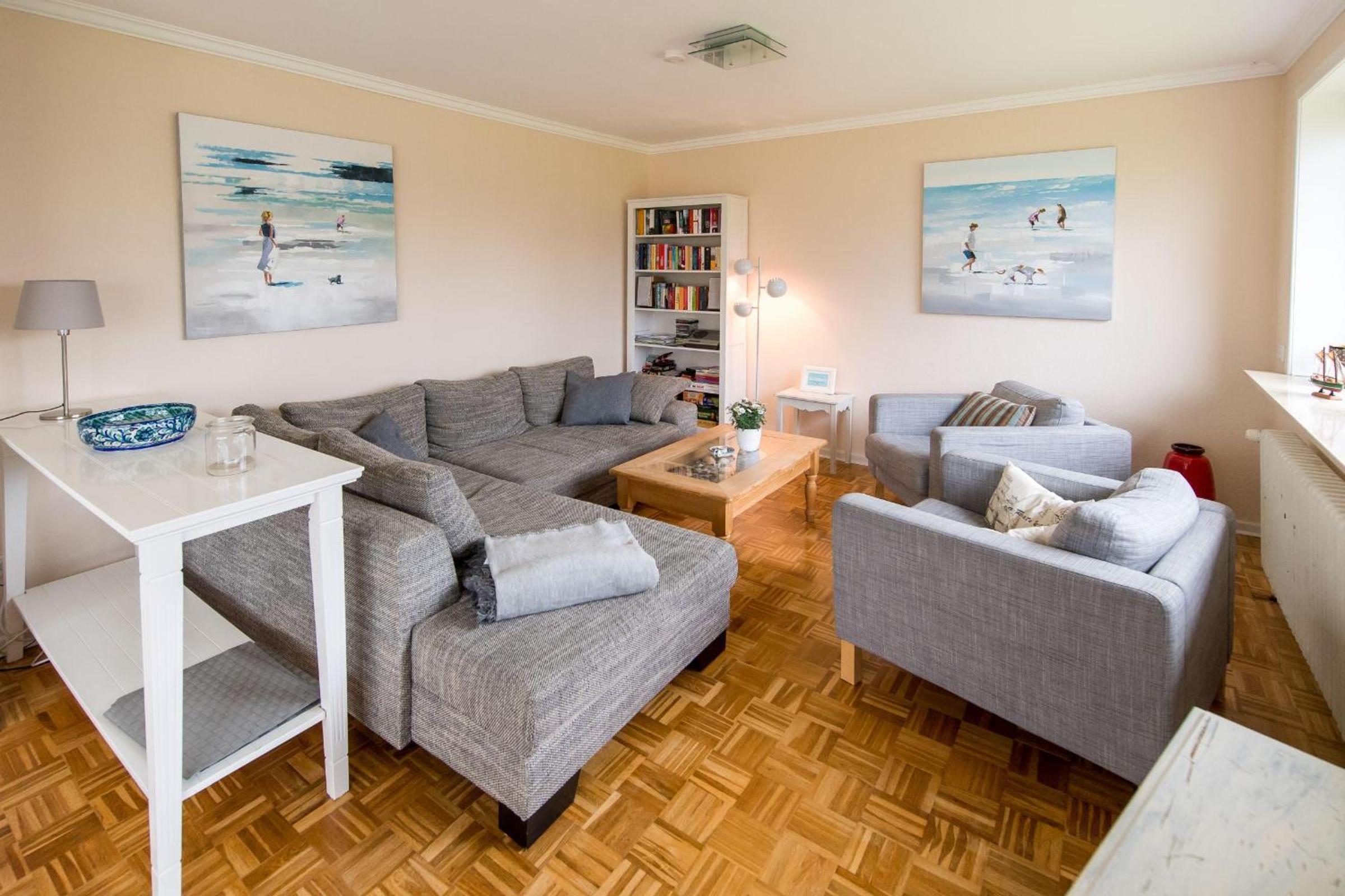 Seeblick I - geräumige 90qm - ganzes Haus - 50m zum Naturstrand - mit Terrasse und großem Garten - Küche neu