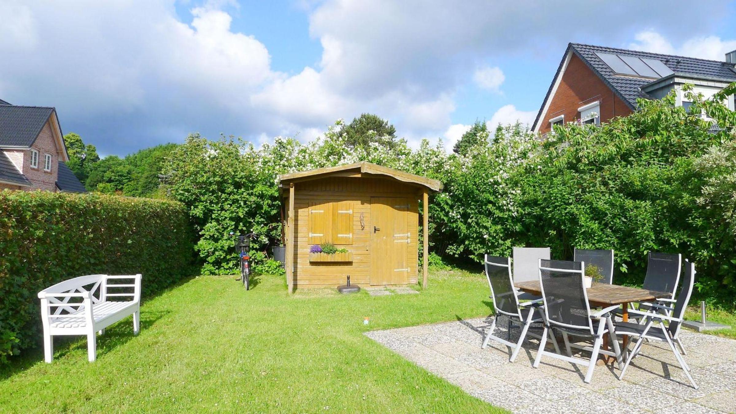Seeblick I - geräumige 90qm - ganzes Haus - 50m zum Naturstrand - mit Terrasse und großem Garten - Küche neu