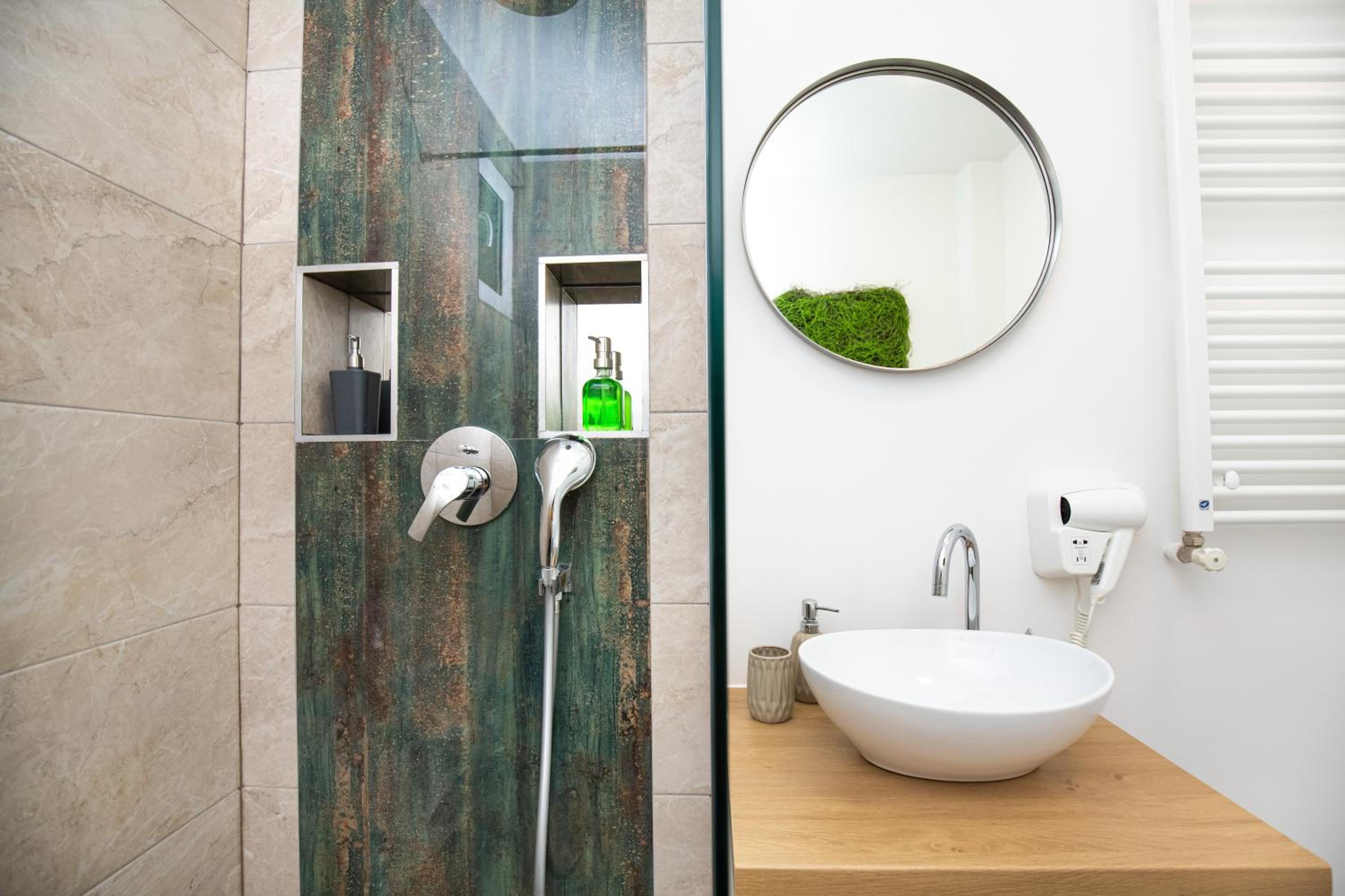 Metropole Apartments Studio Old City