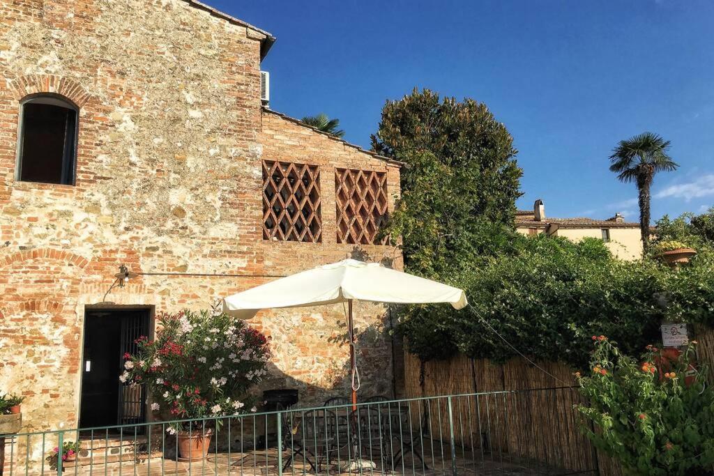 Pasqui Villas La Capanna accogliente casa in paese con vista piscina WiFi view 4