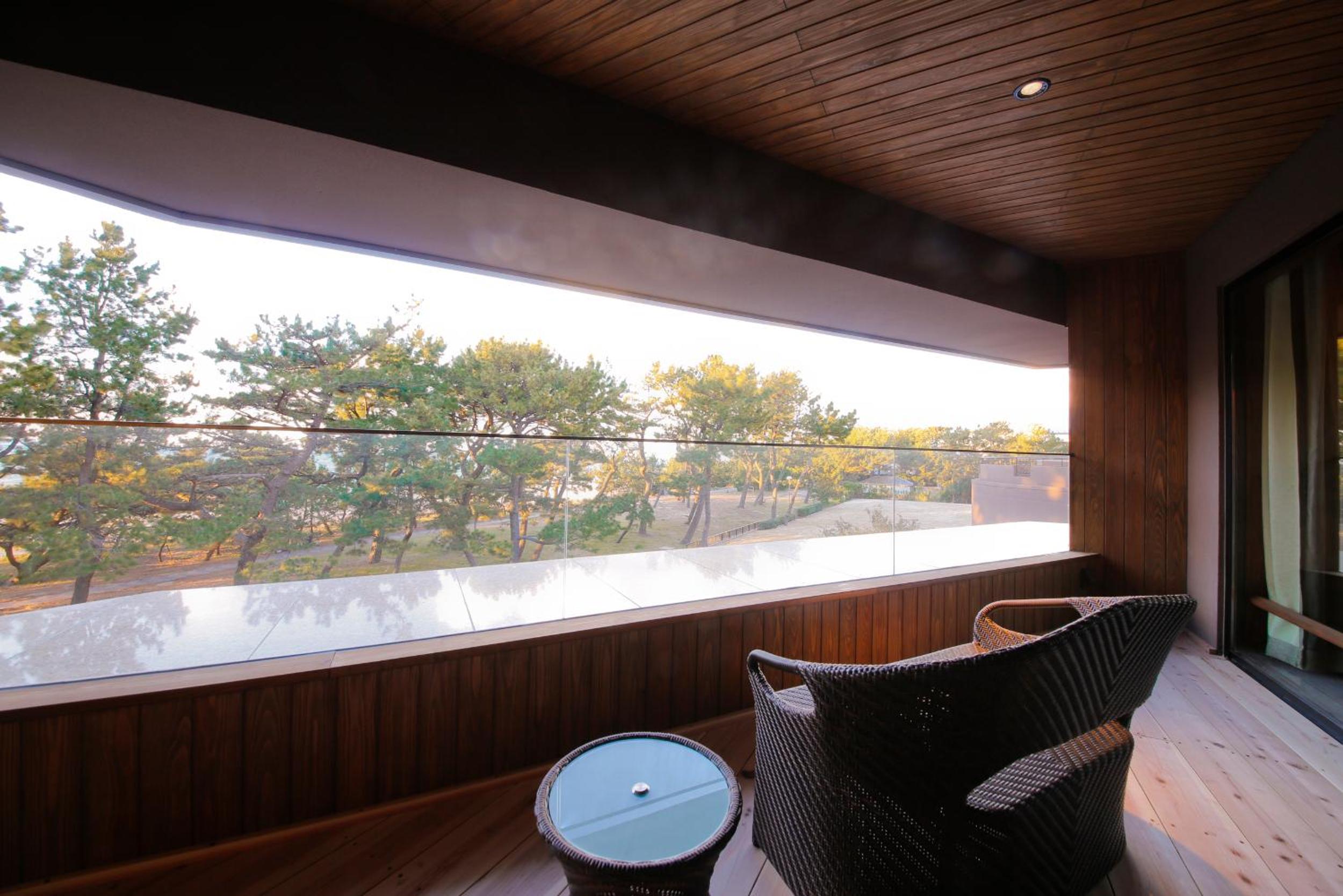 Awaji Hamarikyu