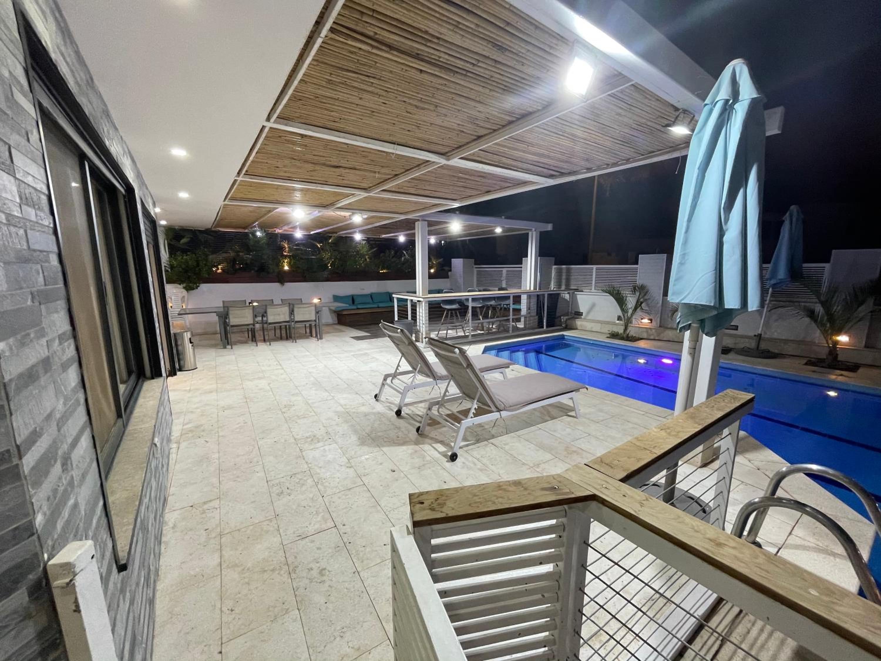 Villa white-design view 3