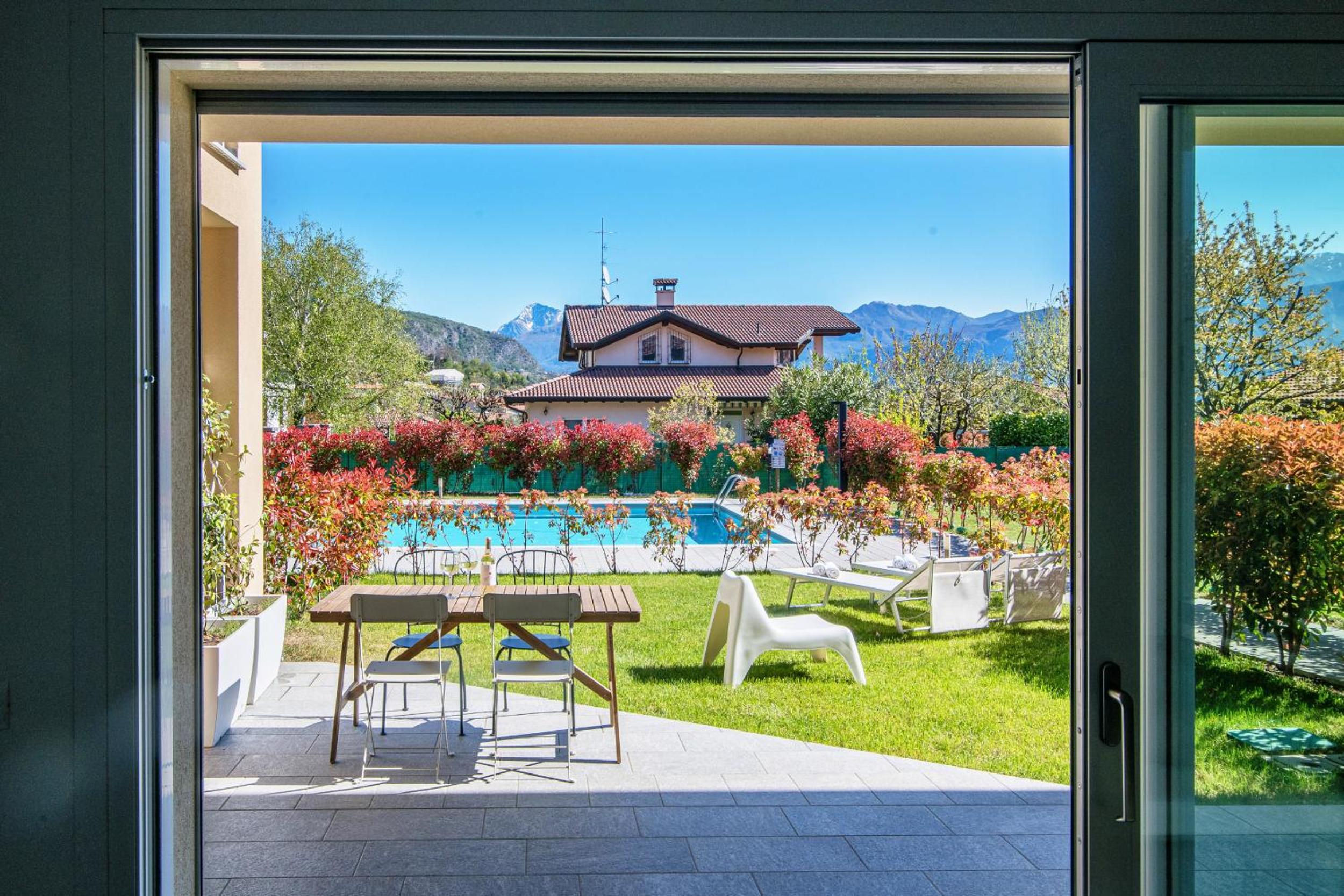 Silvia Lenno House by "The House Of Travelers"