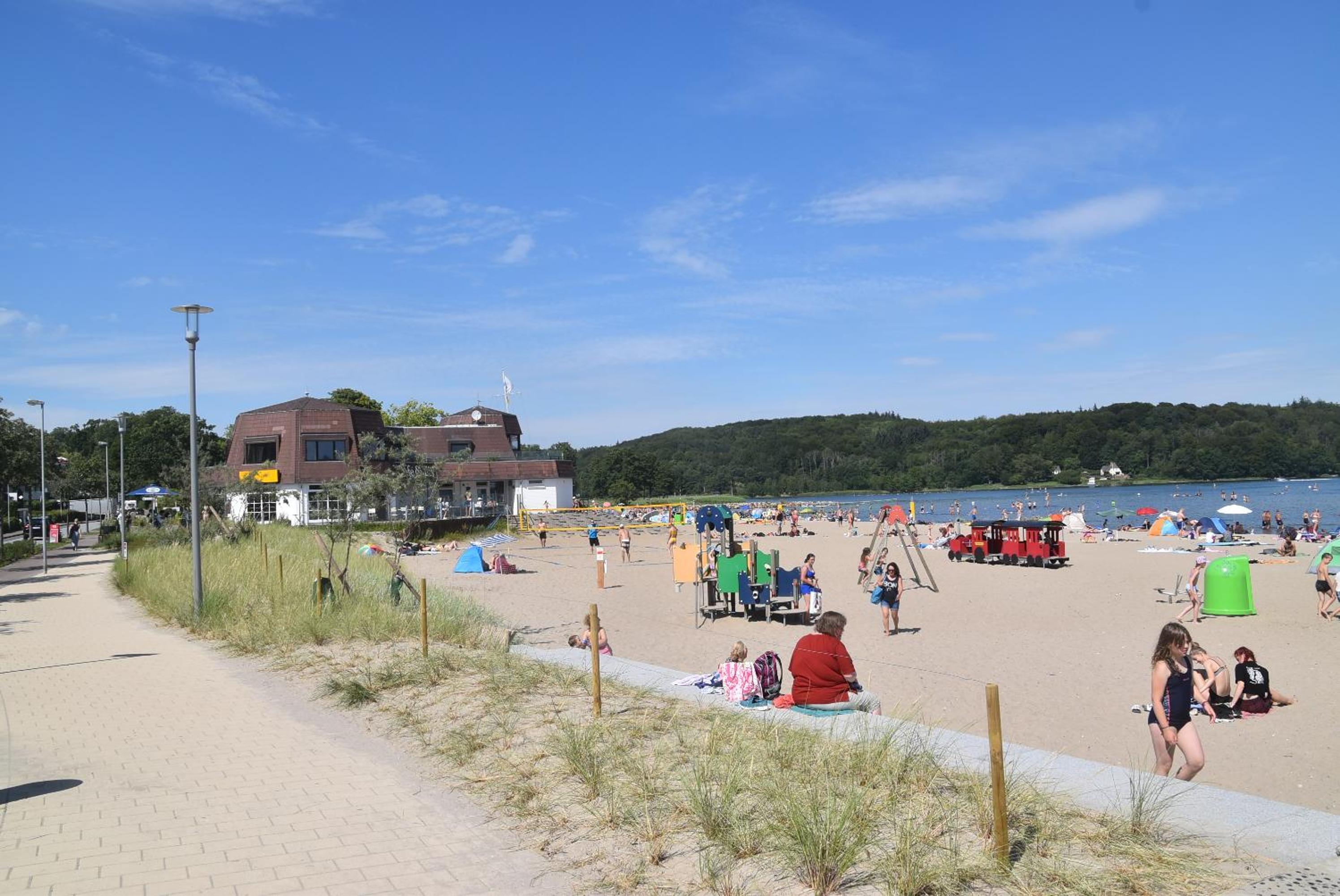 fewo1846 - Strandresidenz Wassersleben KuestenNest - luxuriöses Studioapartment mit Balkon und Meerblick view 4
