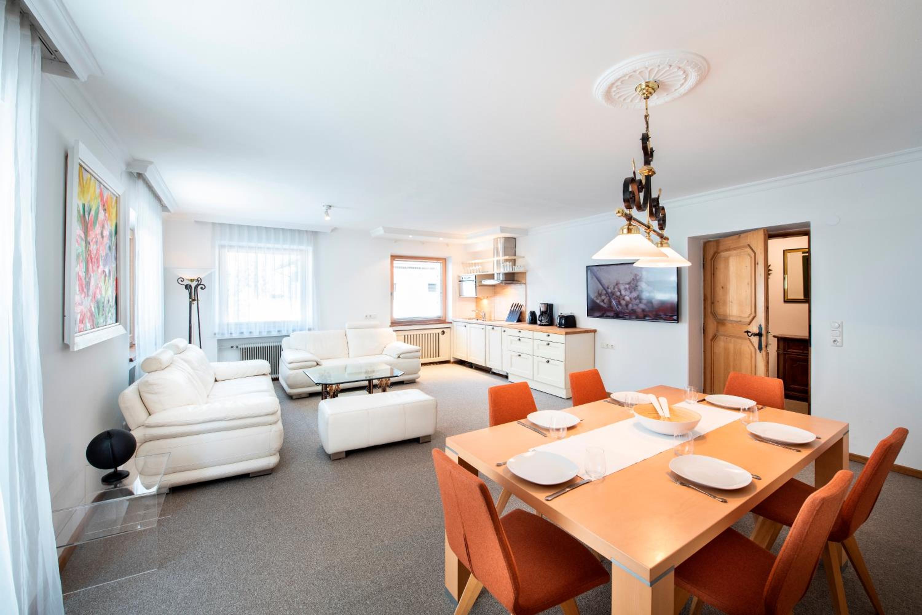 MANNI home - rooms & apartments