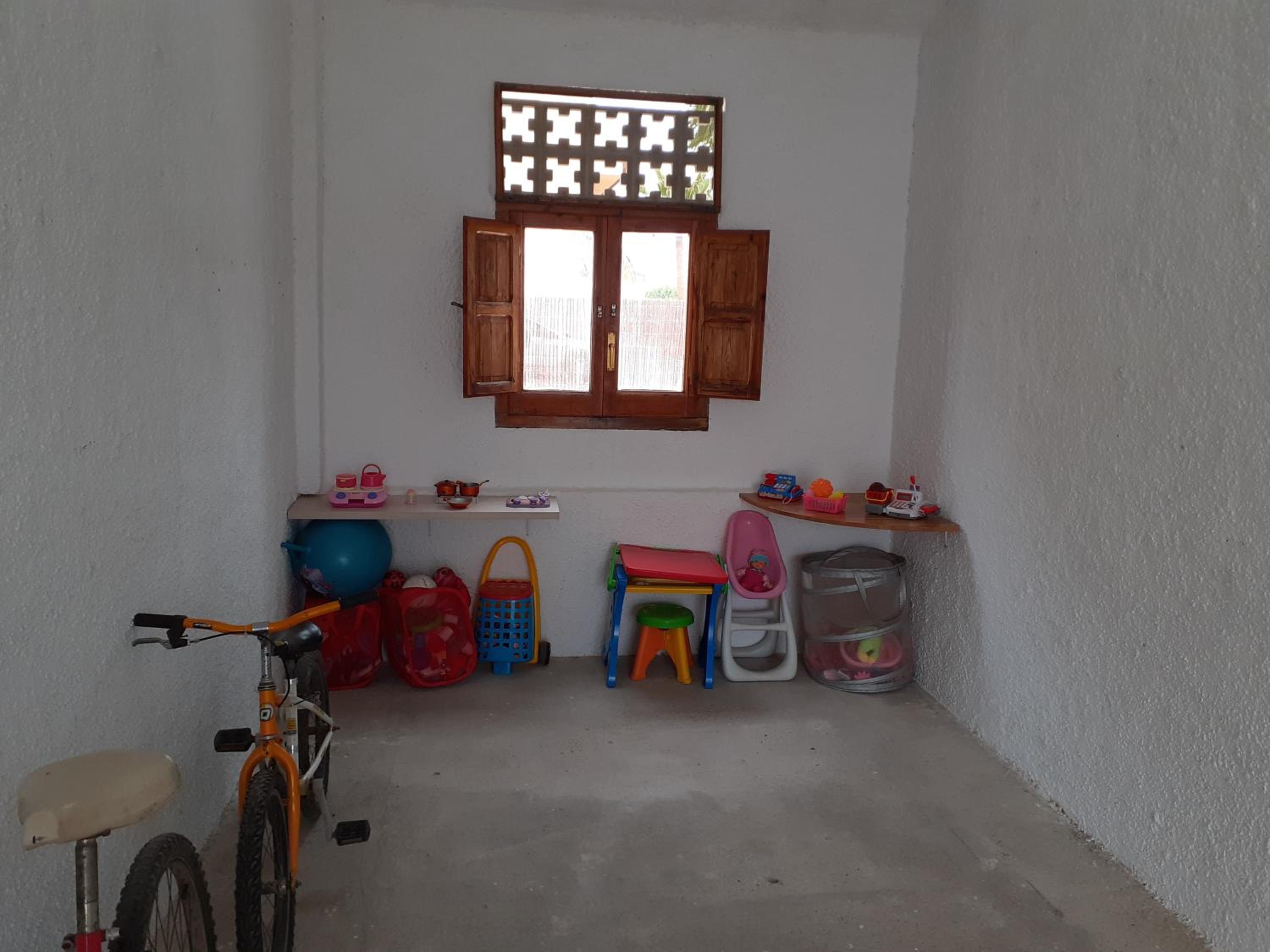 Photo 12