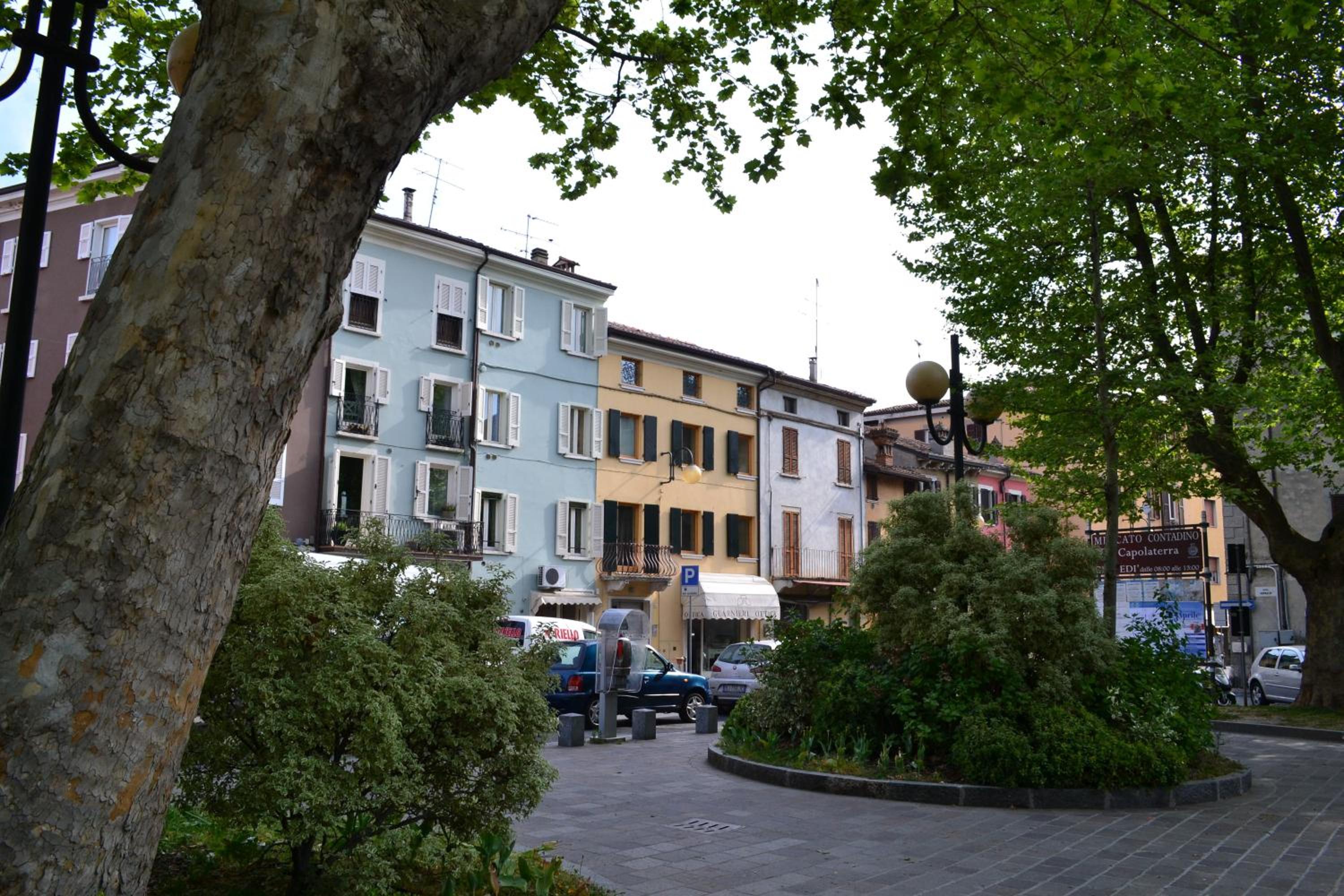 Photo 33