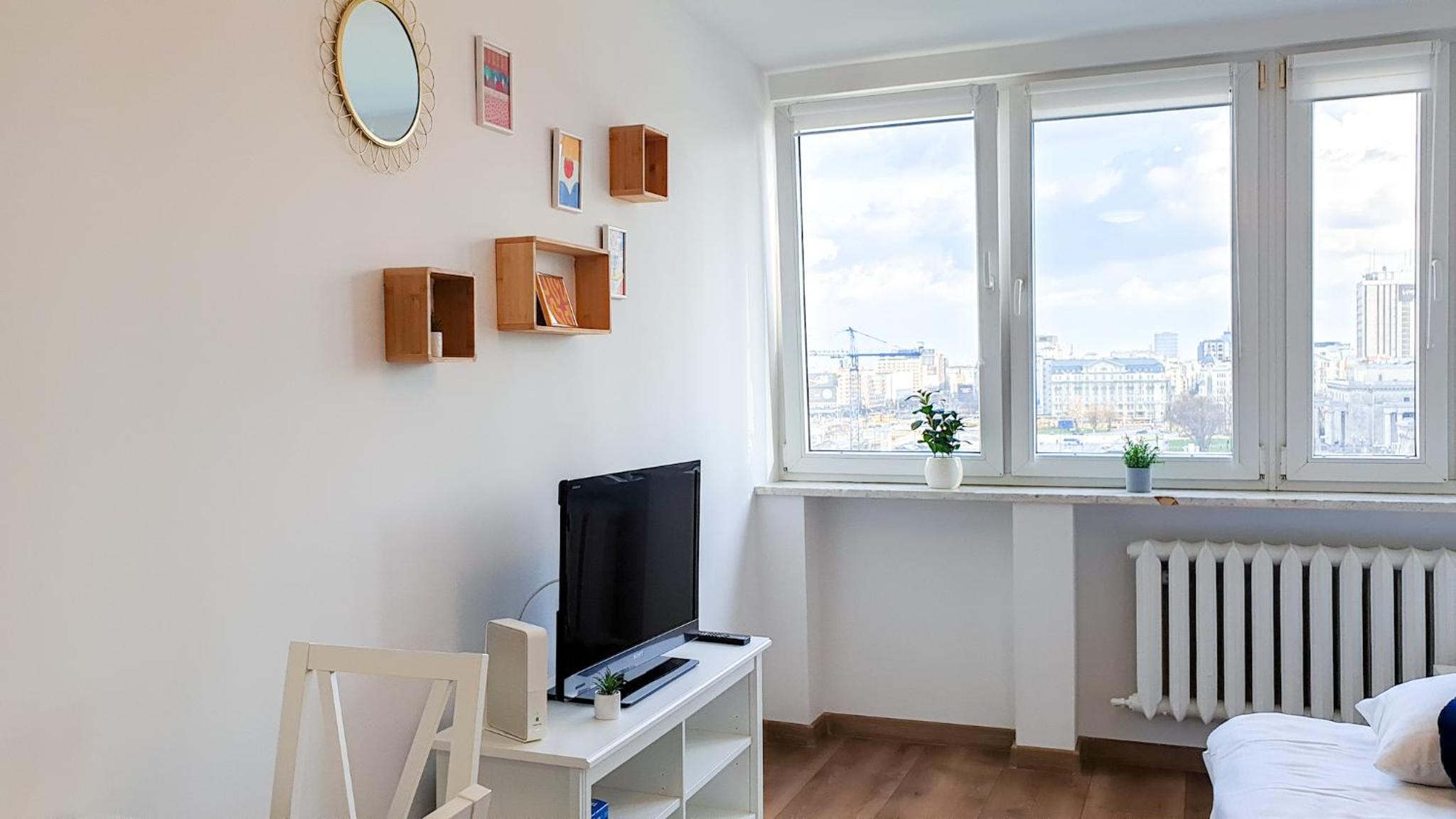 Sweet Life Apartment next to metro station