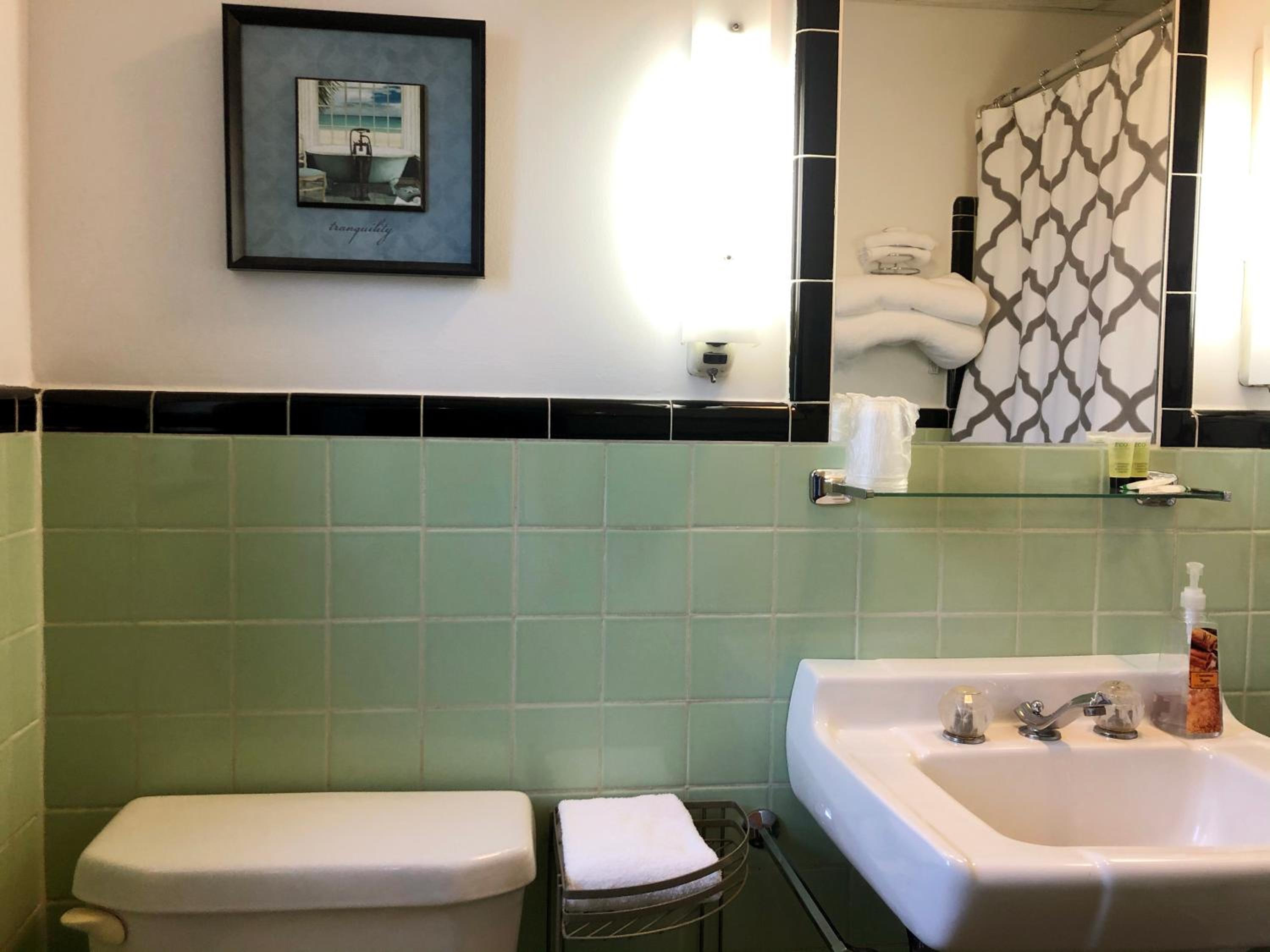 Skaneateles Inn on 20