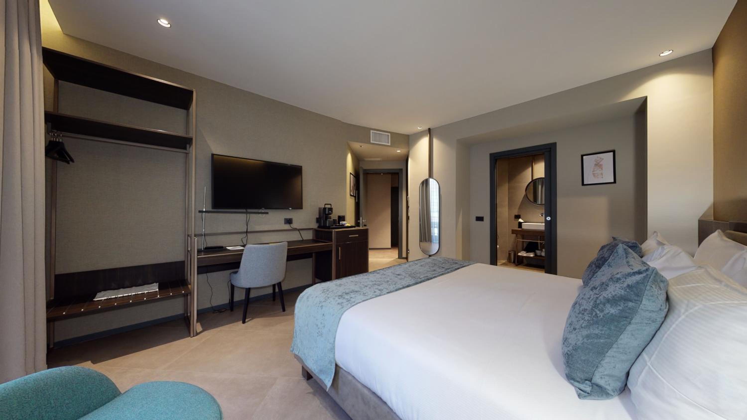 hotel room