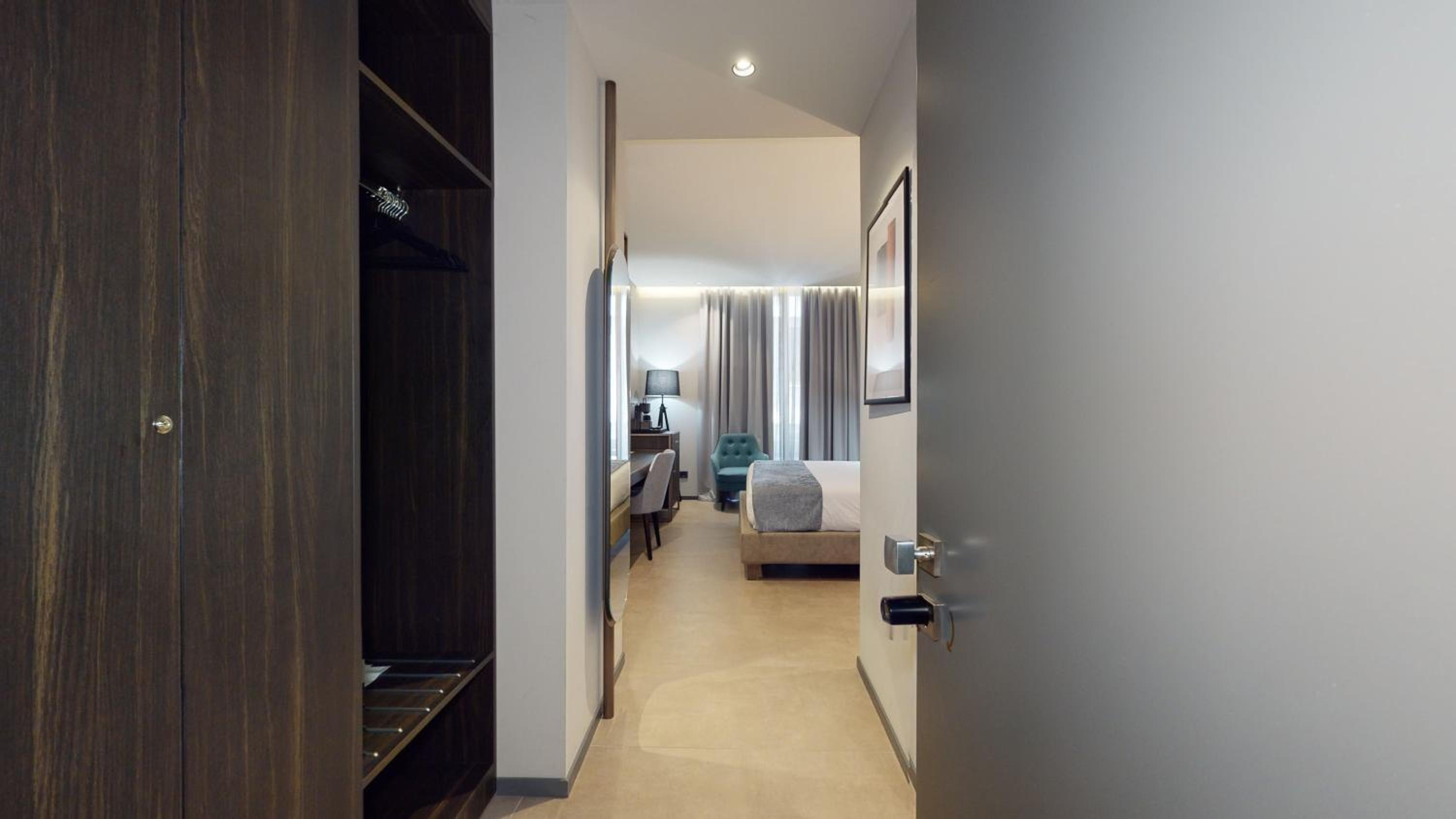 hotel room