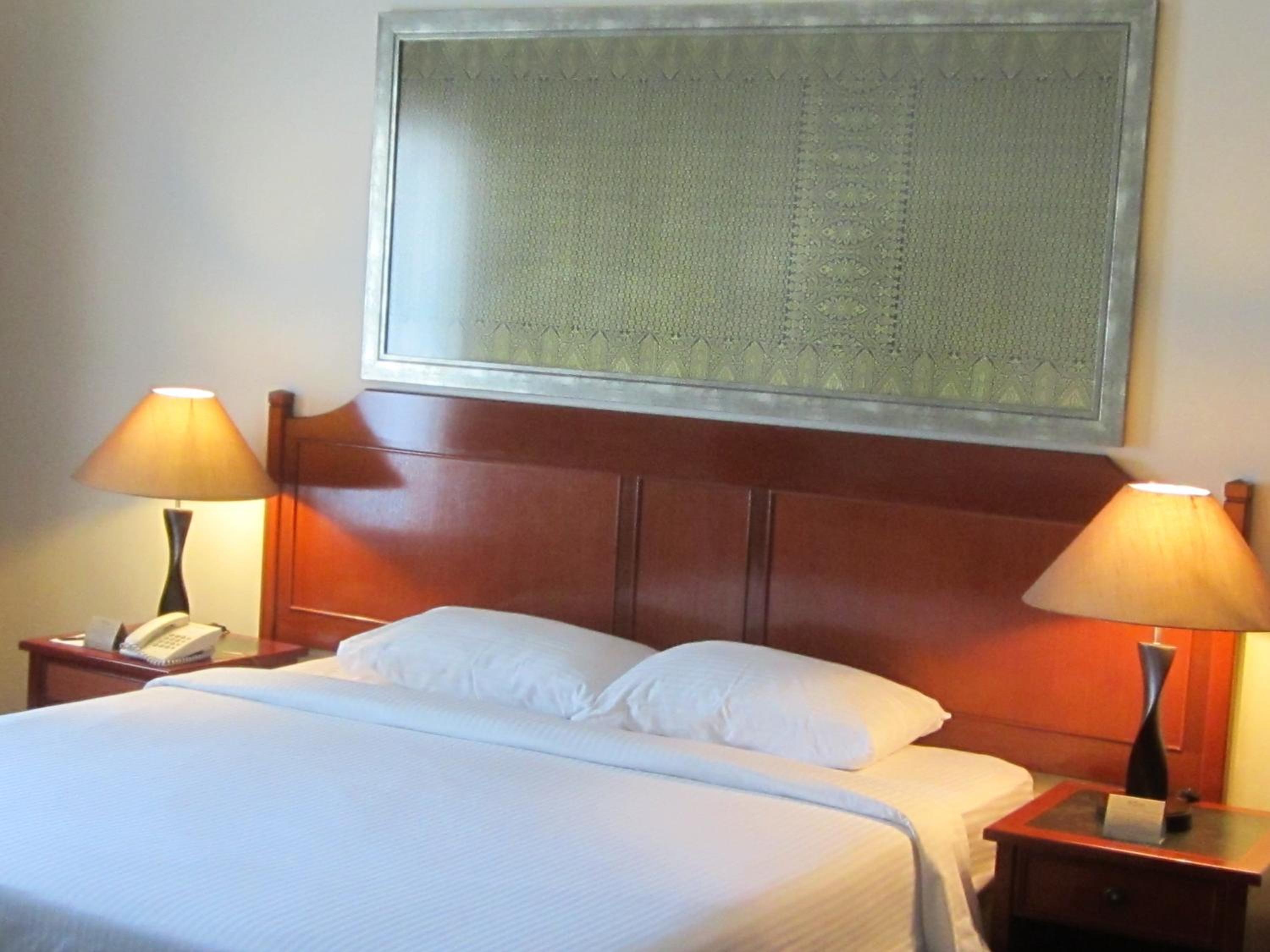 Rainbow Paradise Beach Resort