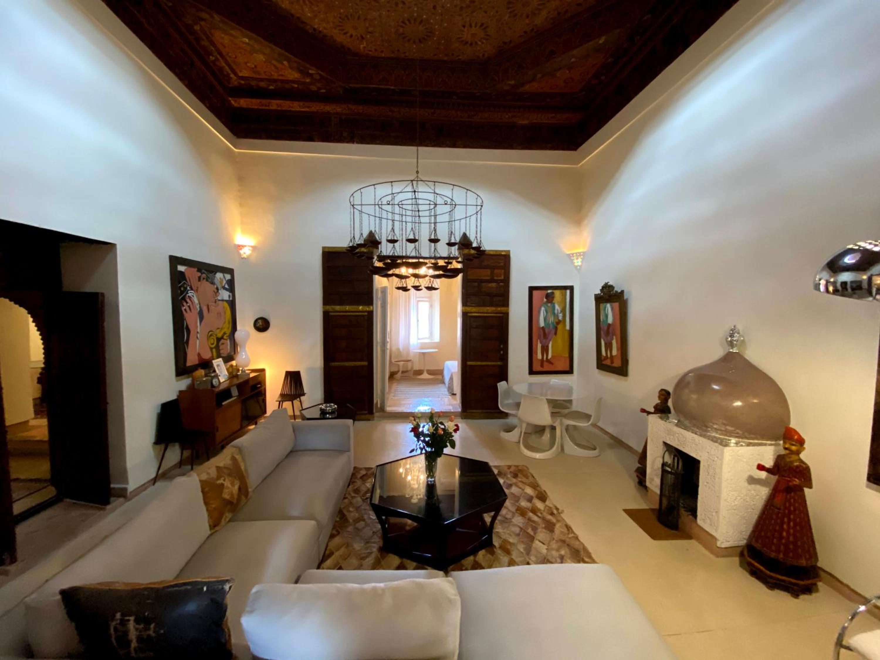 lounge