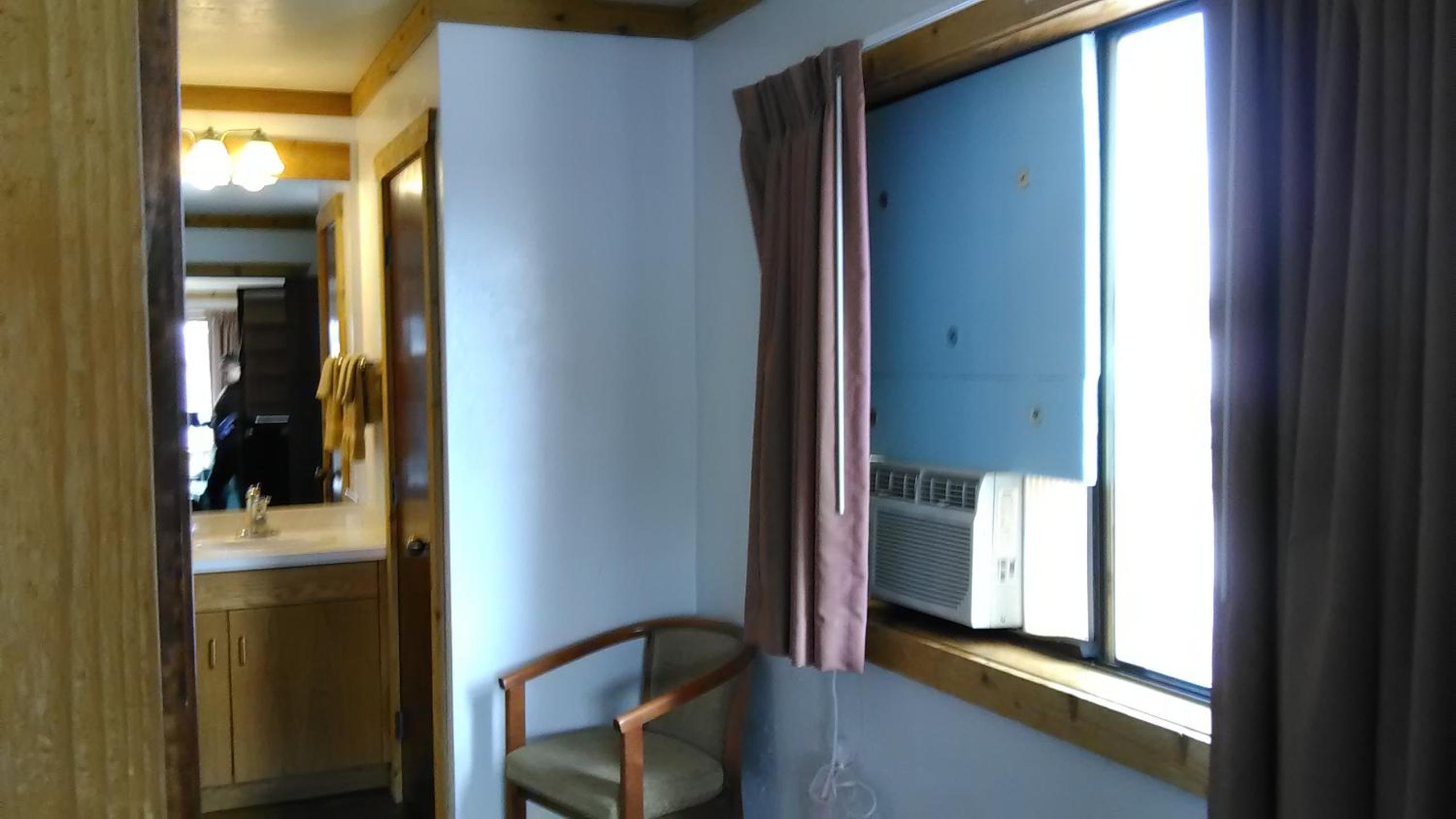 High Country Motel - Property Image 2