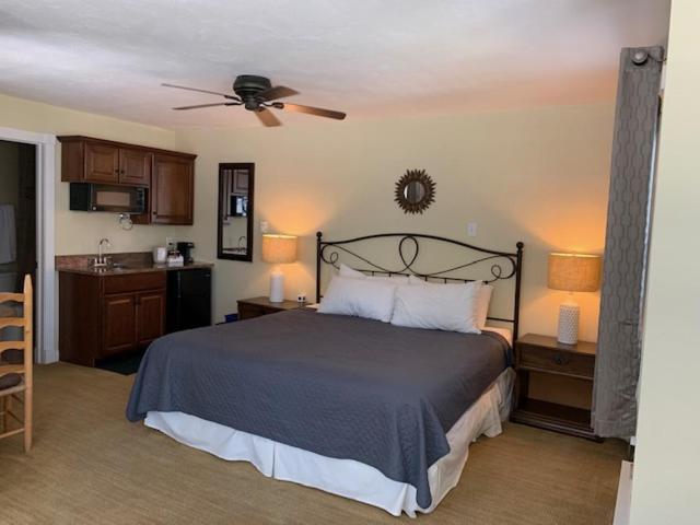 Cedar Court Inn