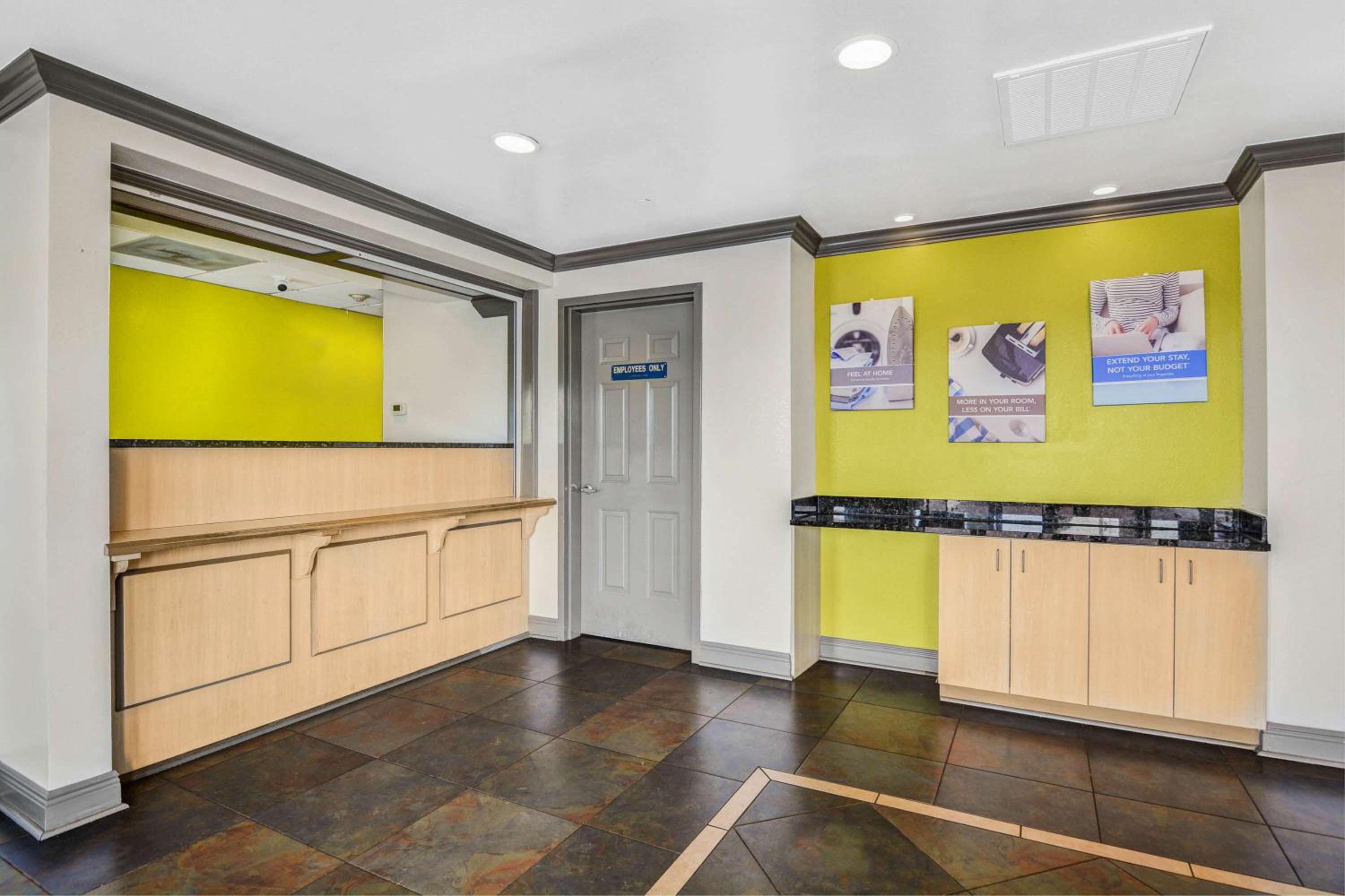 Opelika Vacations - Studio 6-Opelika, AL - Auburn Al - Property Image 10