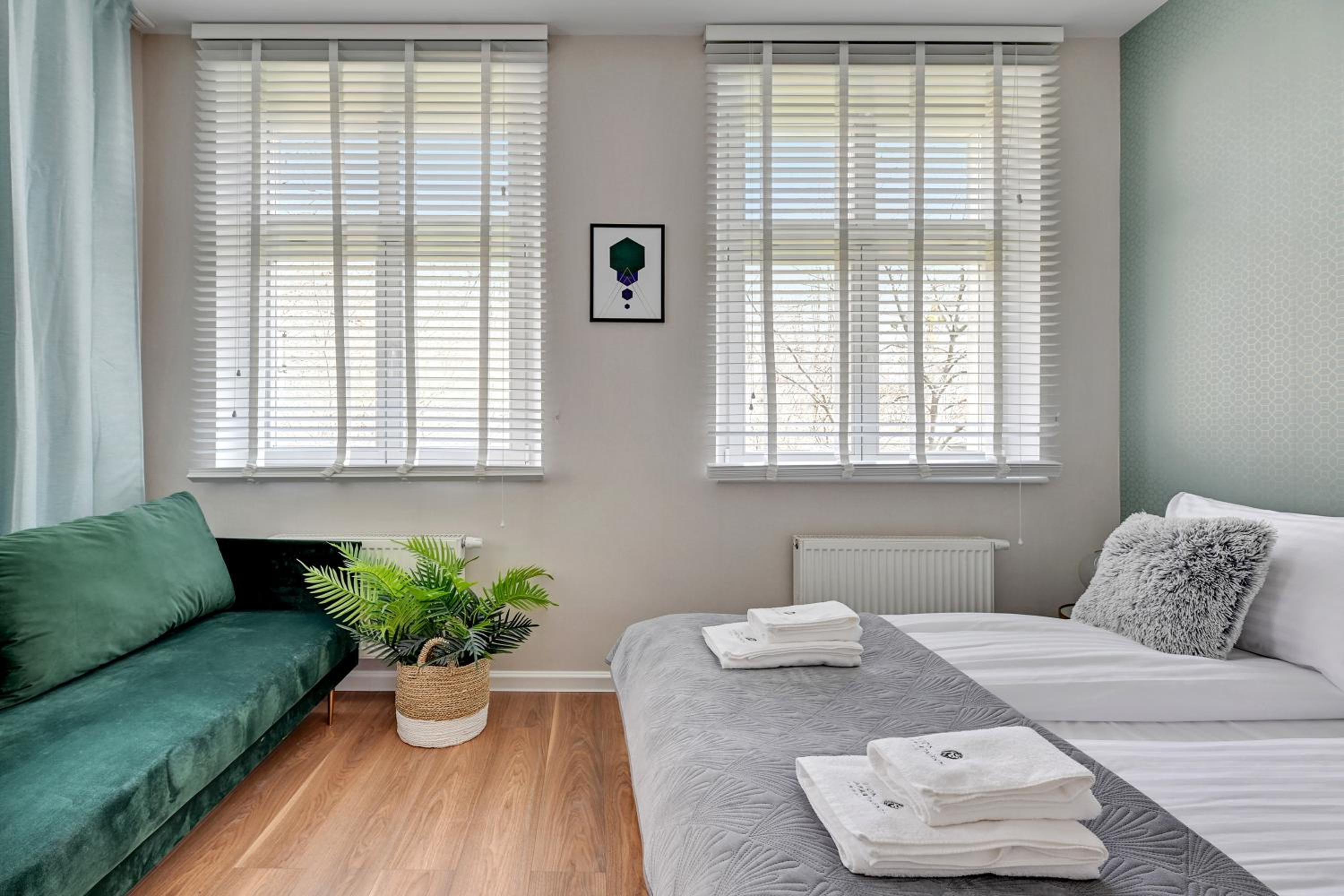 Capri - Cozy & Comfortable near Sopot Beach by Lion Apartments