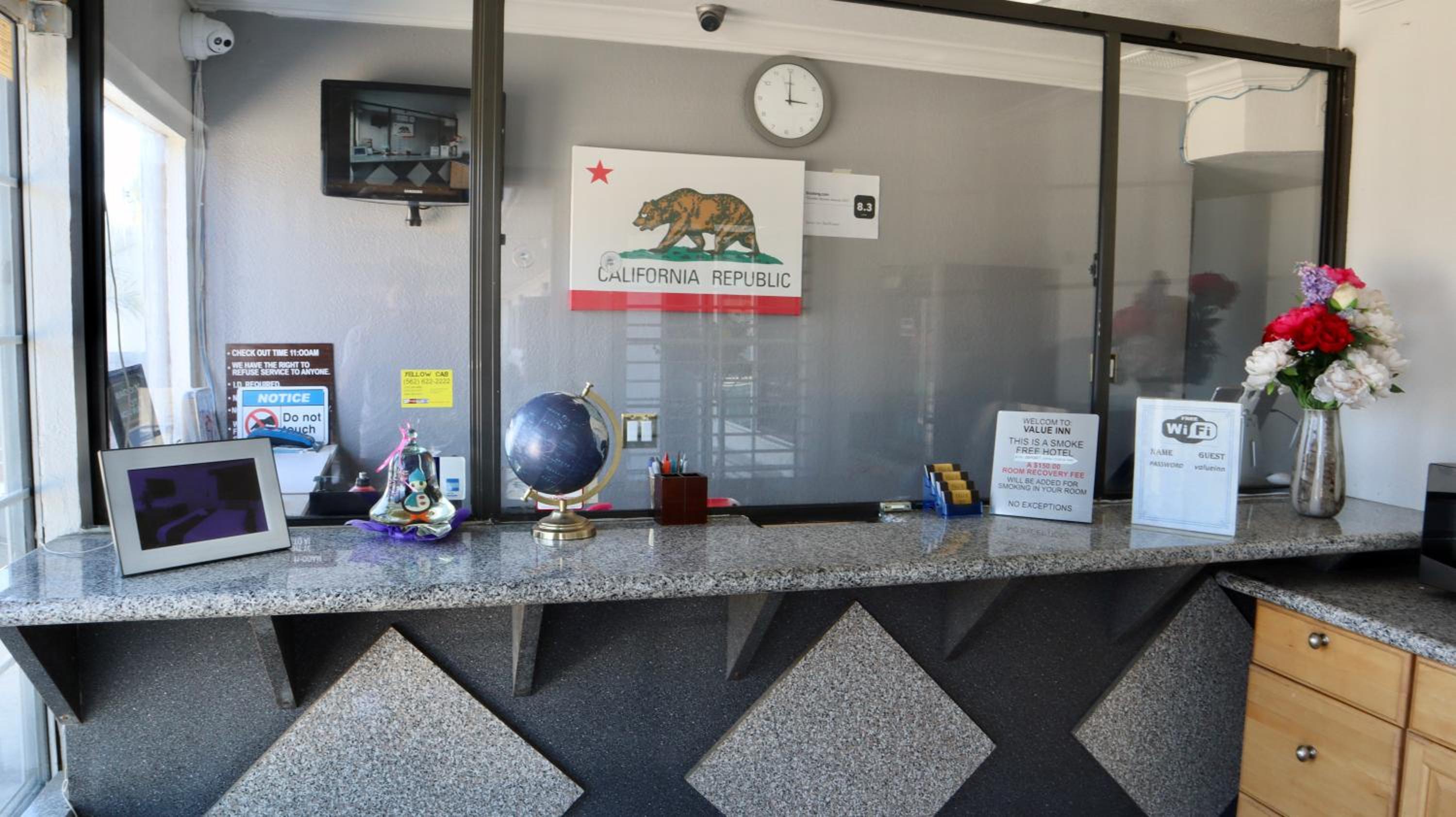 Value Inn Bellflower, photo 35
