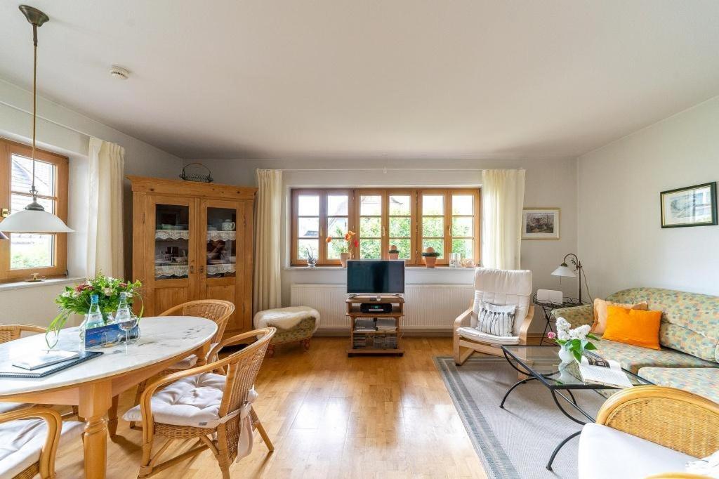 Ahrenshooper Landhaus 01 view 4