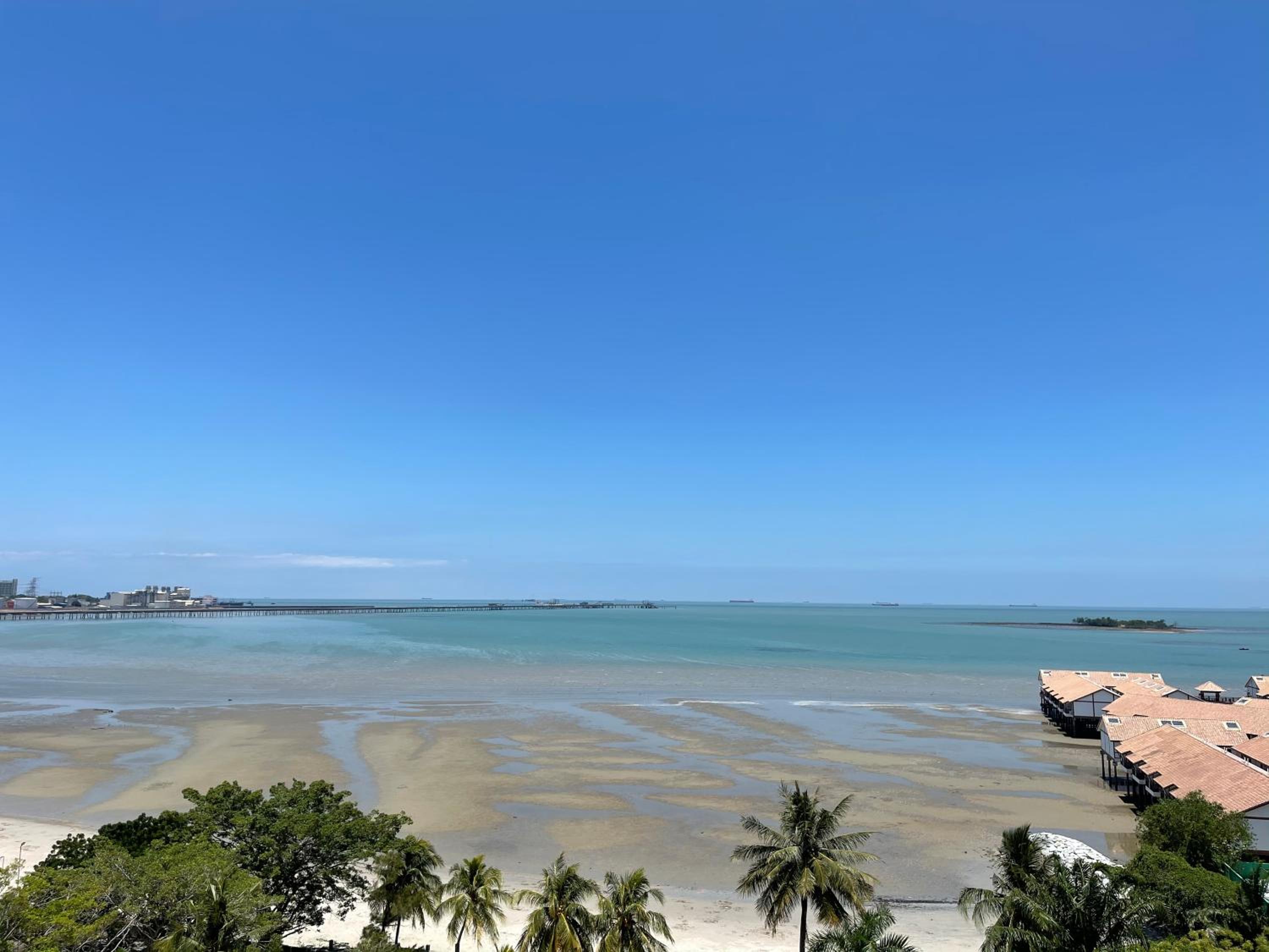 GLORY BEACH 3 bedroom Seaview Resort-PRIVATE photo 8