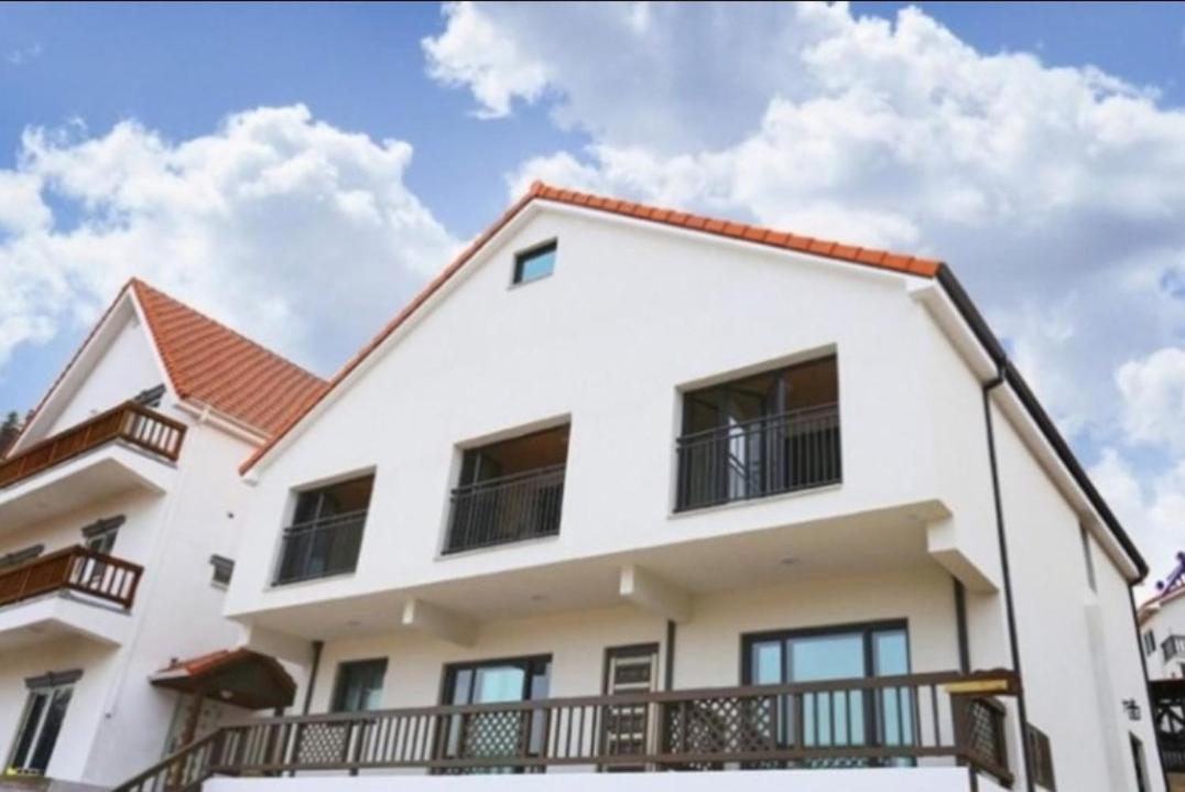 Namhae Manheim pension view 2