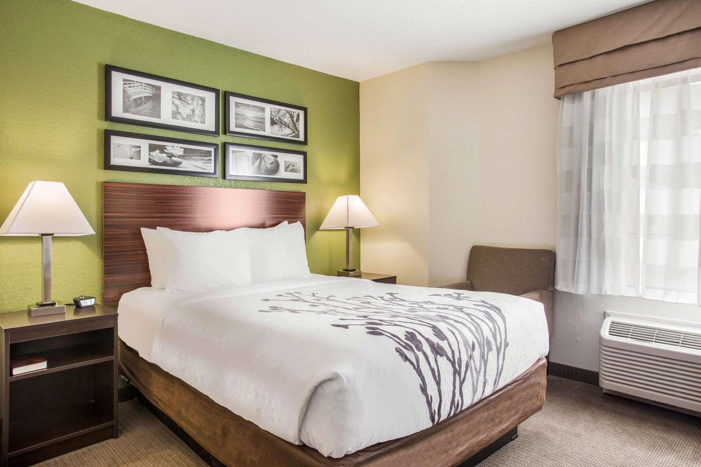 Kansas City Vacations - Sleep Inn Kansas City International Airport - Property Image 13