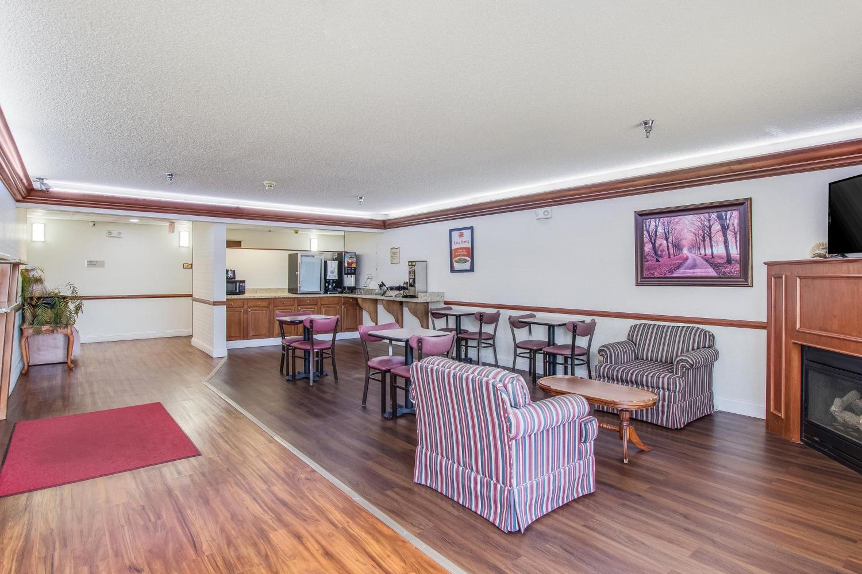 Shelbyville Vacations - Econo Lodge Shelbyville - Property Image 29