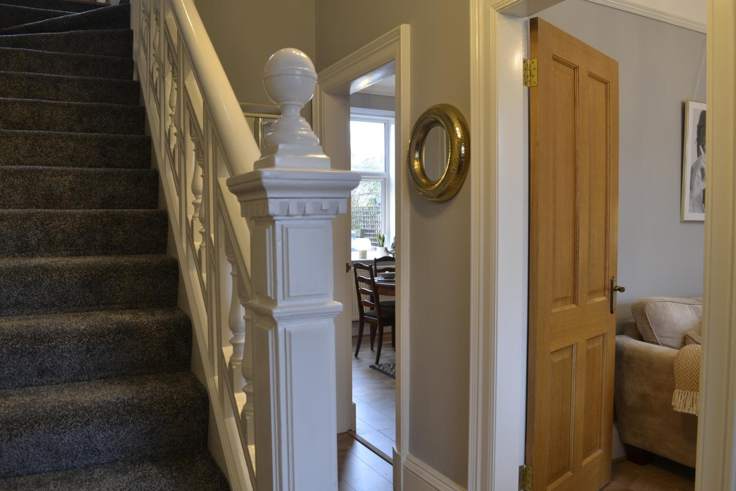 Stunning Period Townhouse with Garden, Walking Distance to Town