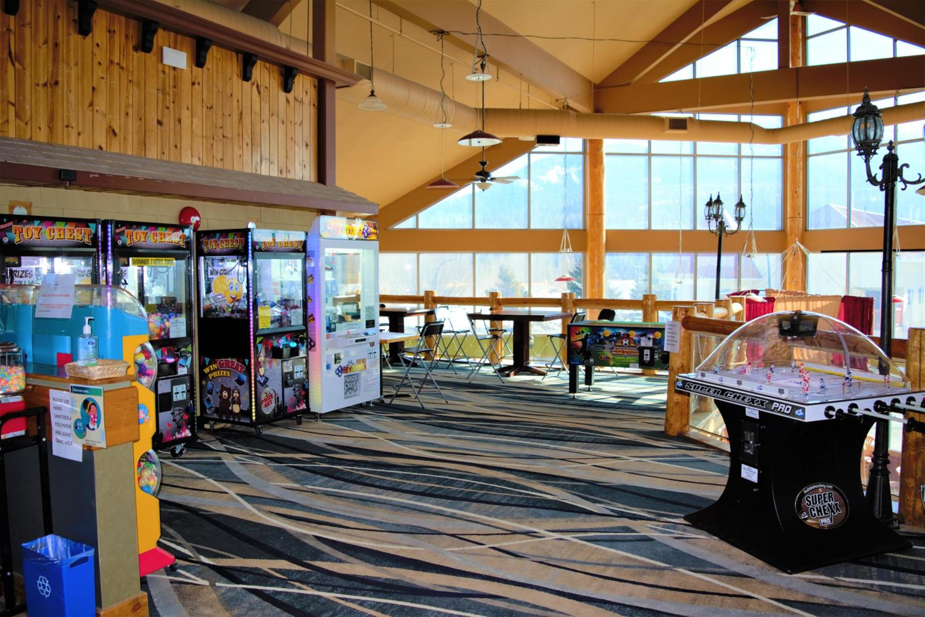 Fernie Vacations - Fernie Stanford Resort - Property Image 12