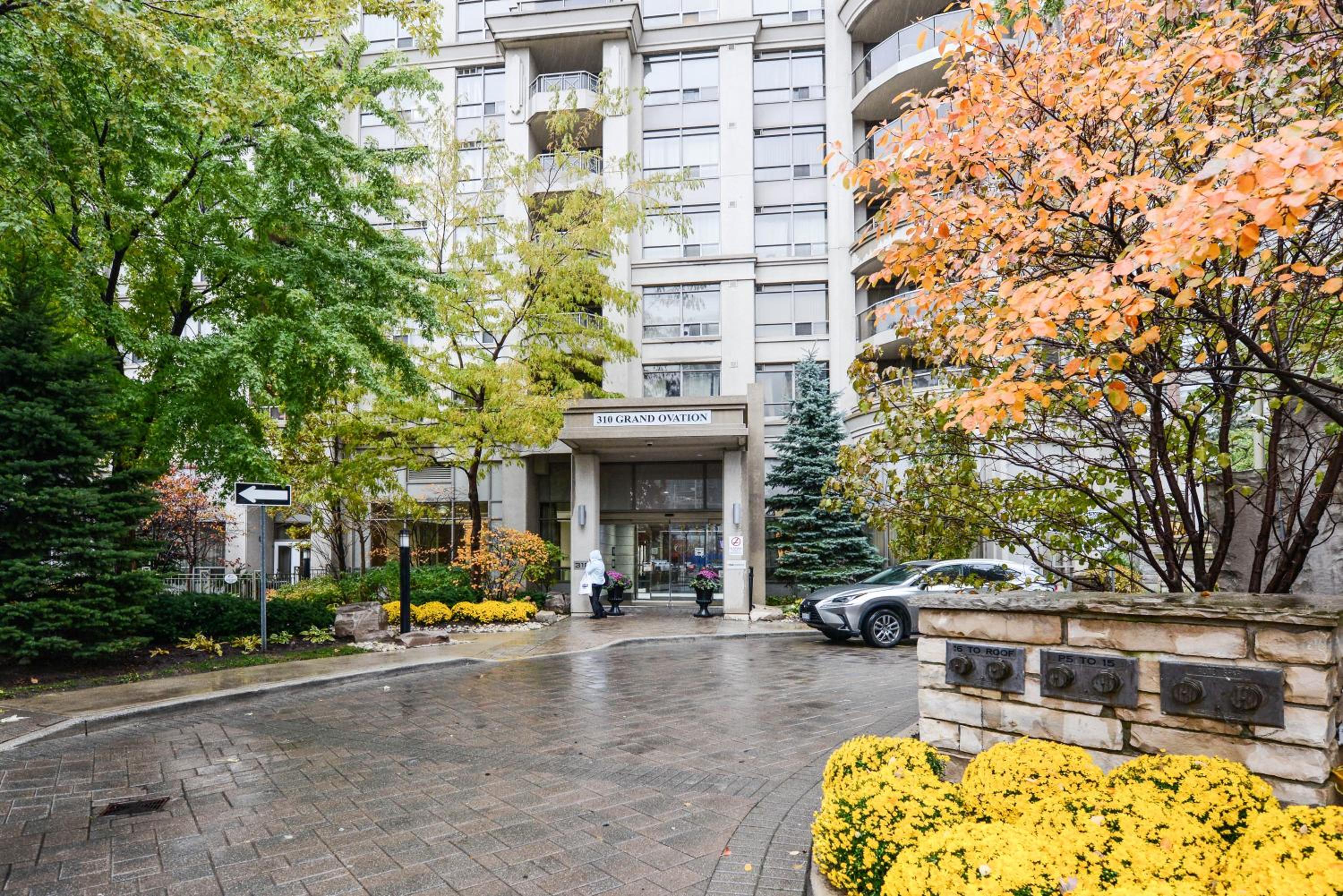 PlanURstay - Amazing 2BR & 2BTH - Near Square One Mall