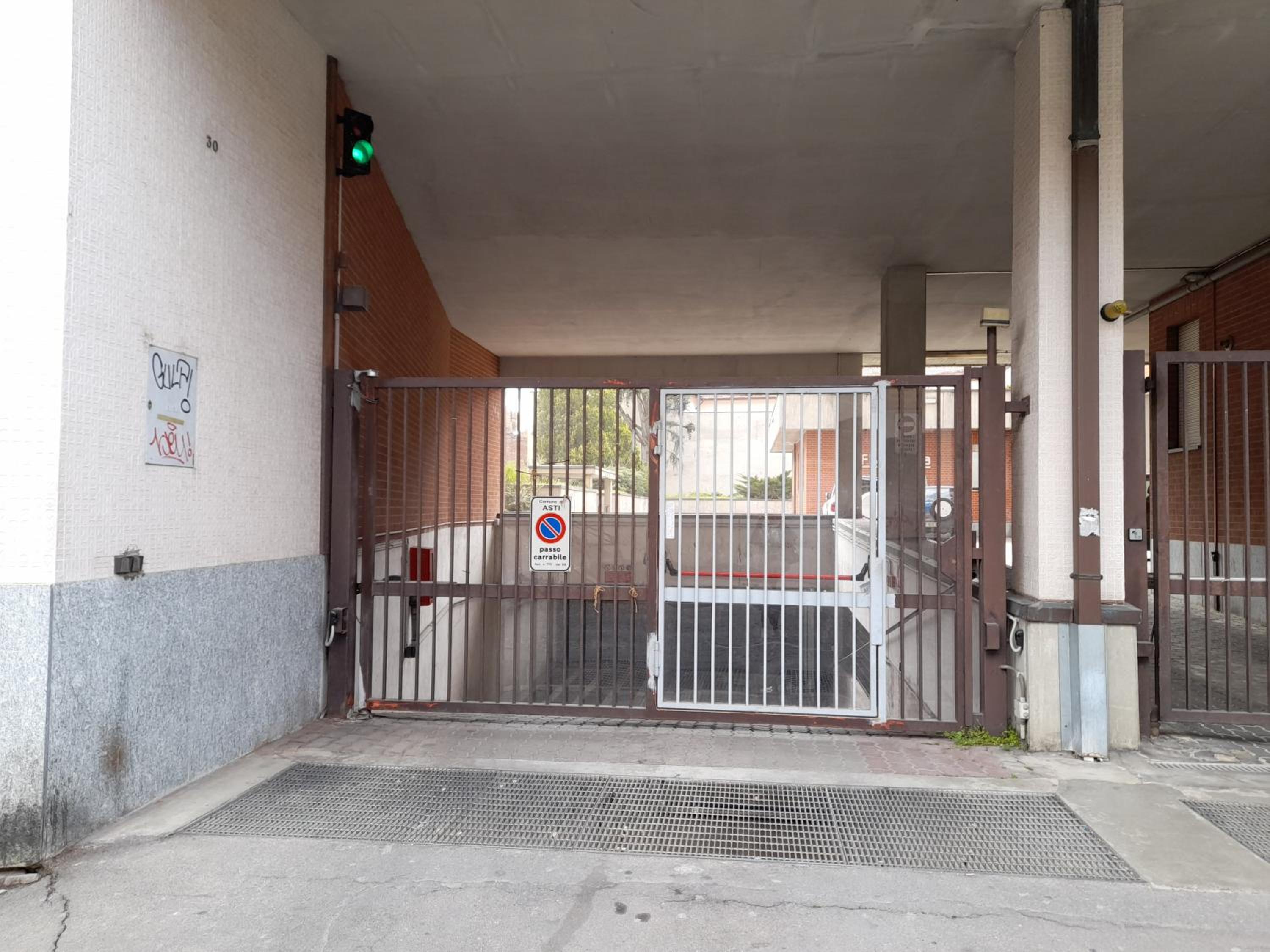 Appartamento Centrale con garage view 3