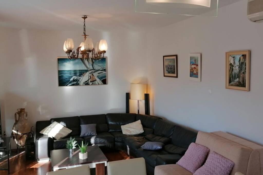 House Antonija, relax by the sea view 4